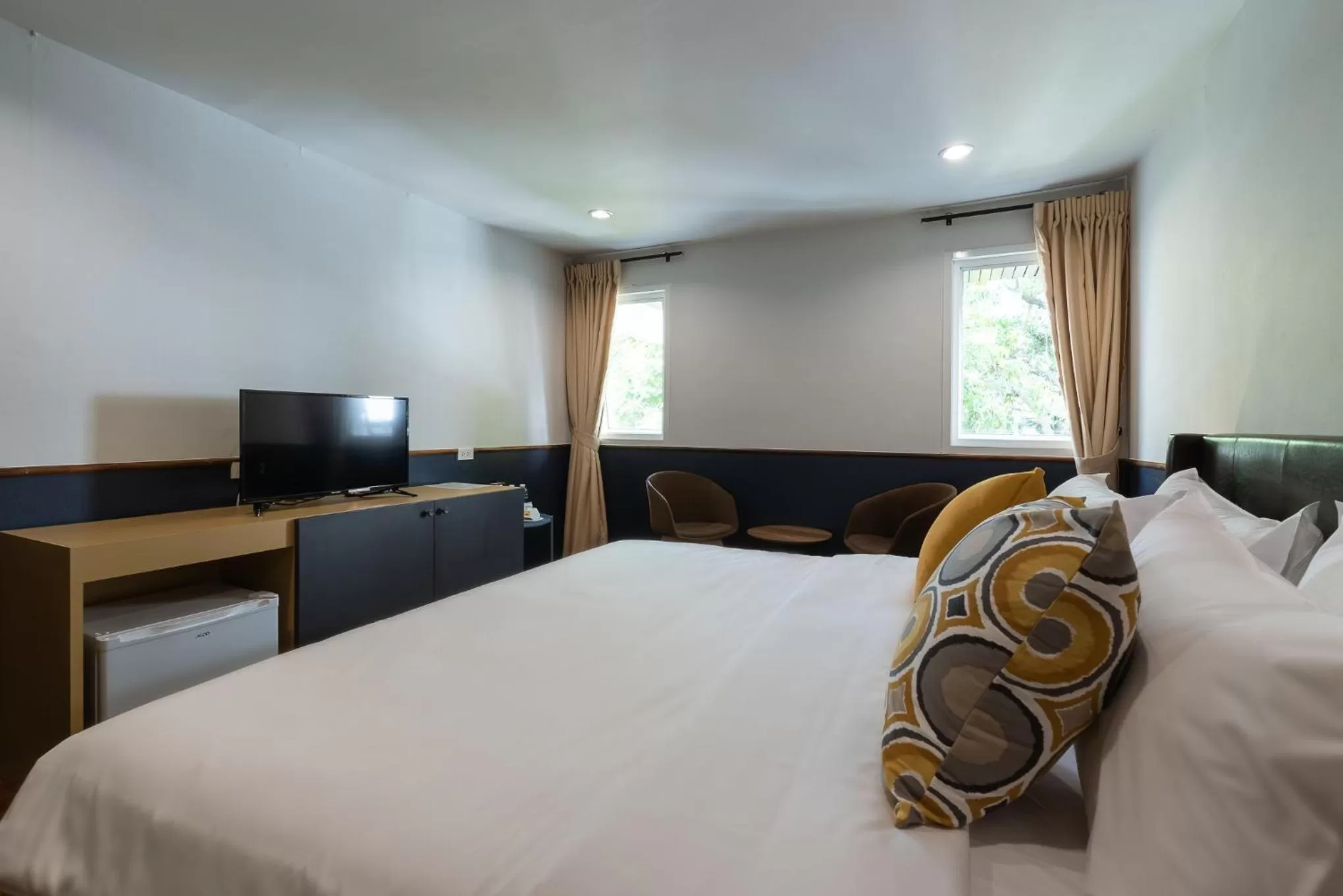 Photo of the whole room, Bed in The Mellow Pillow Hotel @ Chiang Mai Gate