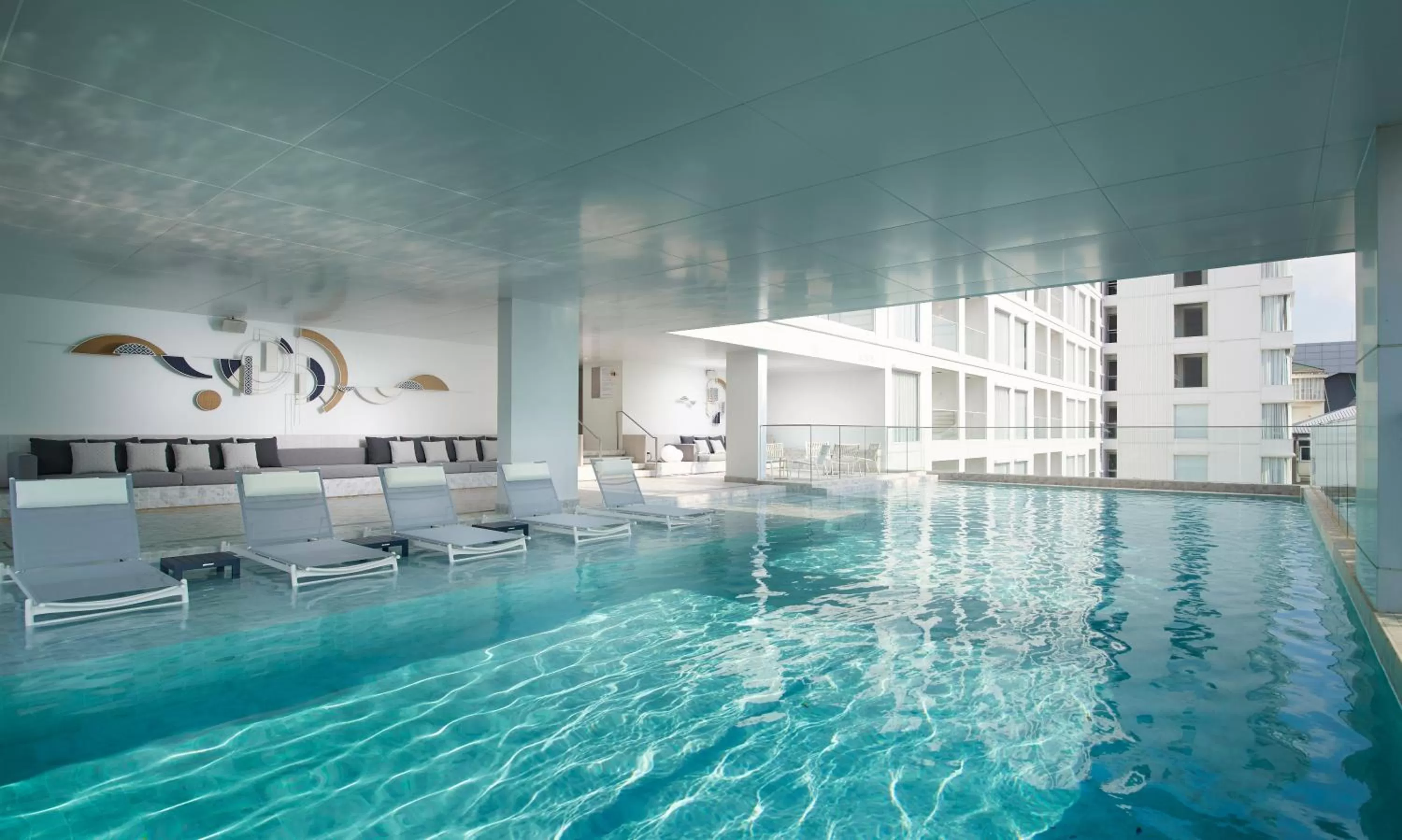 Swimming pool in Shama Yen-Akat Bangkok