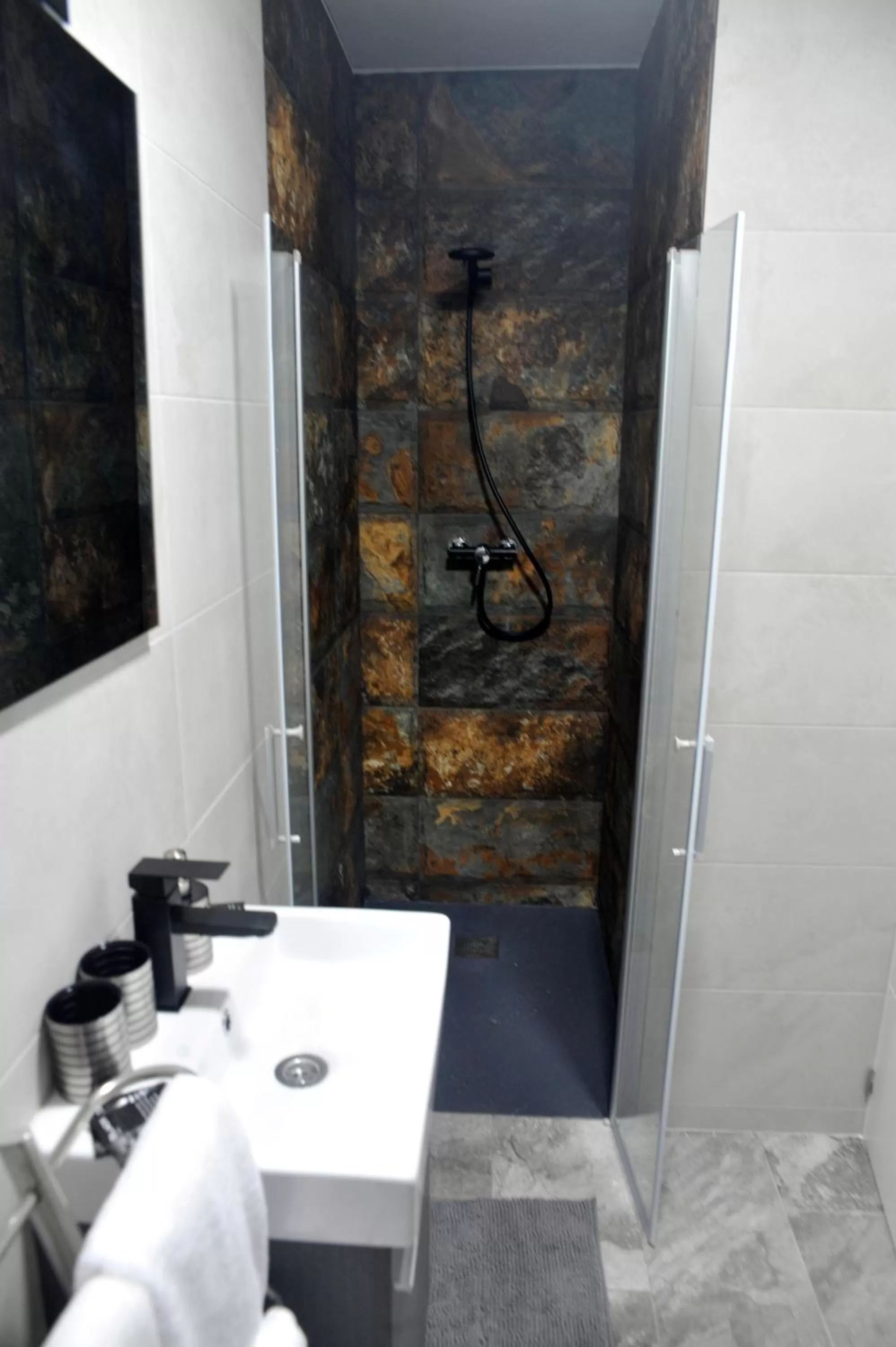 Shower, Bathroom in River Dreams