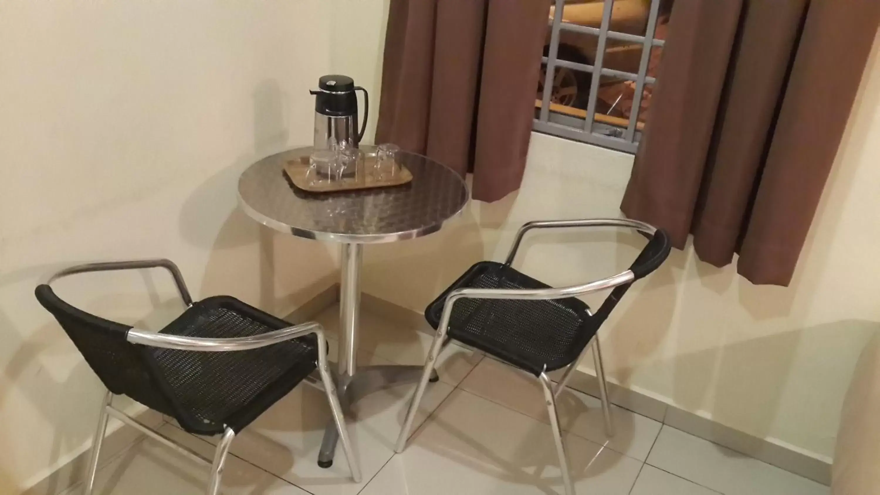 Coffee/tea facilities, Seating Area in Hotel Seri Nilai