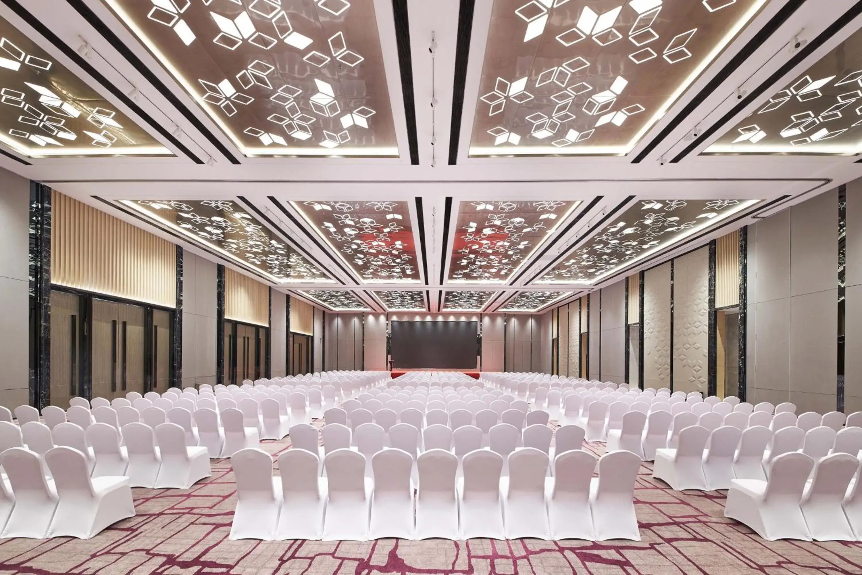 Meeting/conference room in Courtyard by Marriott Changchun