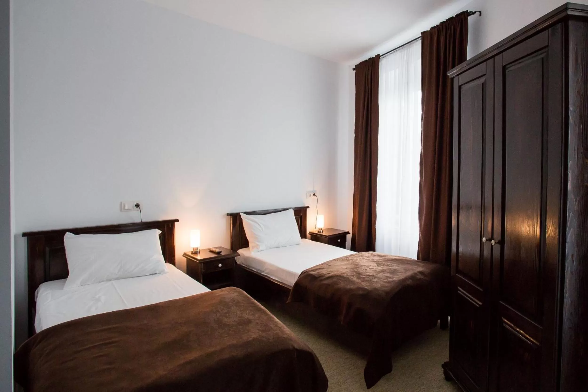 On site, Bed in Cazare Turn Sebes