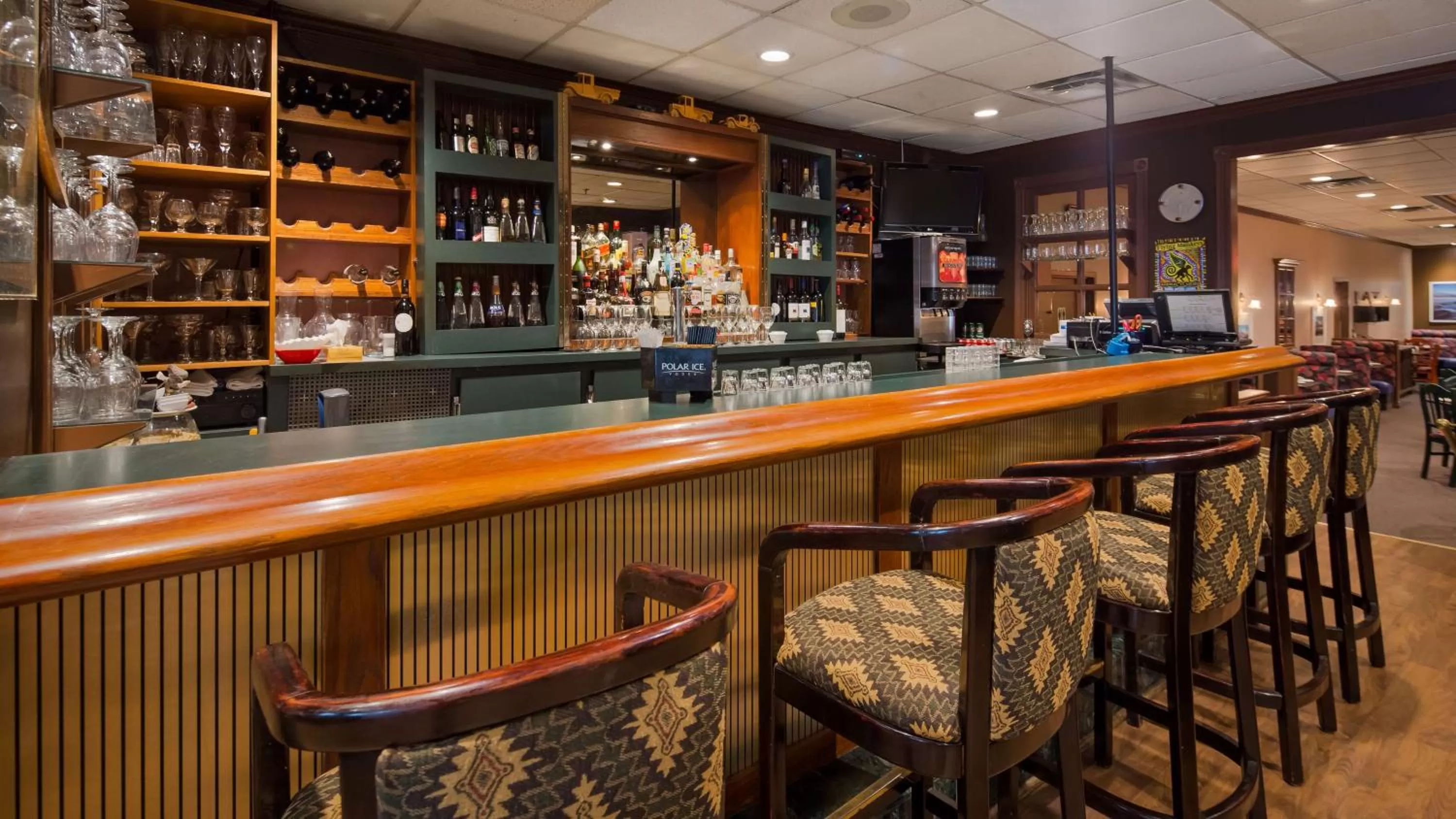 Lounge or bar in Best Western Voyageur Place Hotel