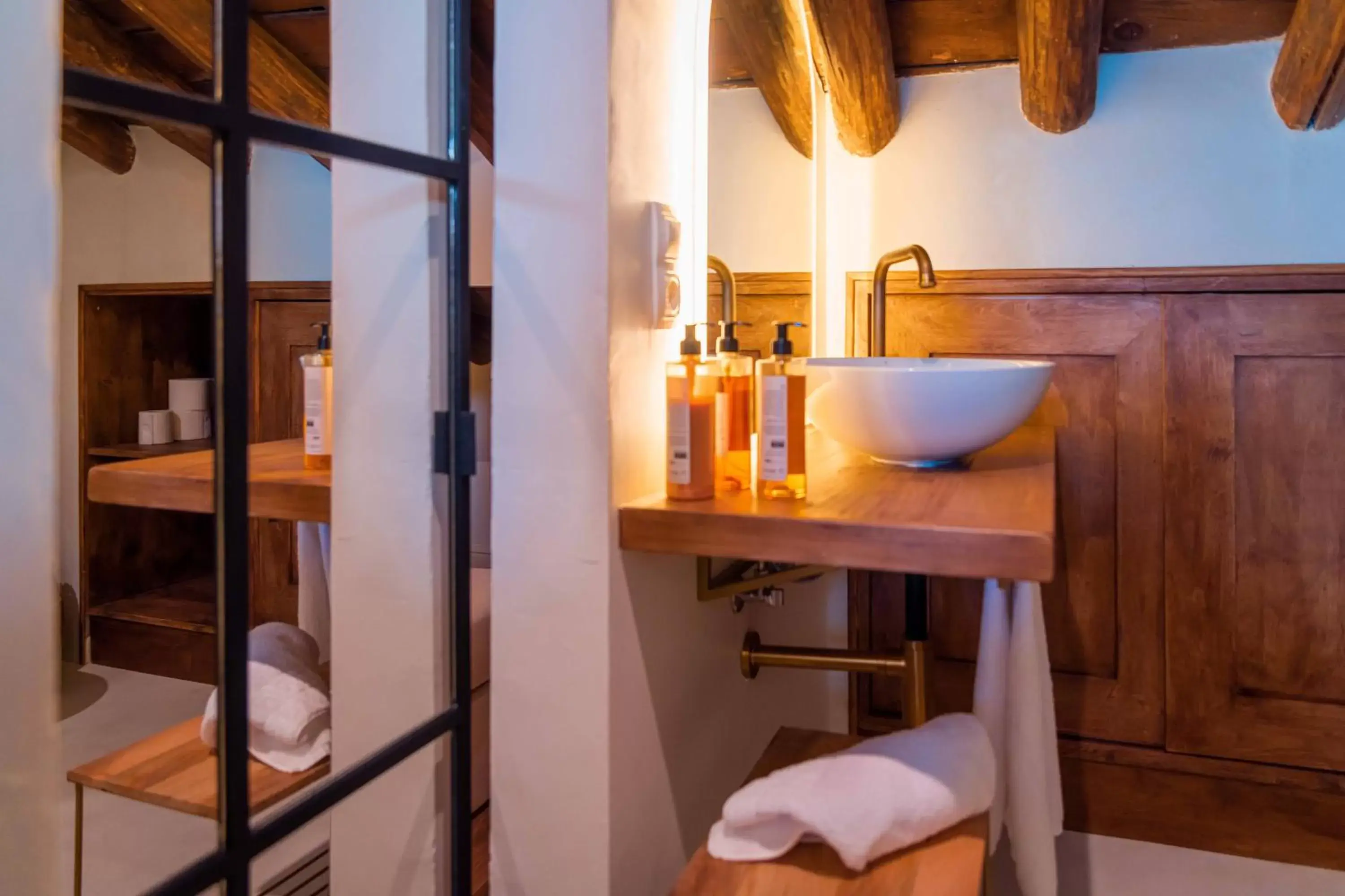 Bathroom, Bunk Bed in CANDIL SUITE Realejo