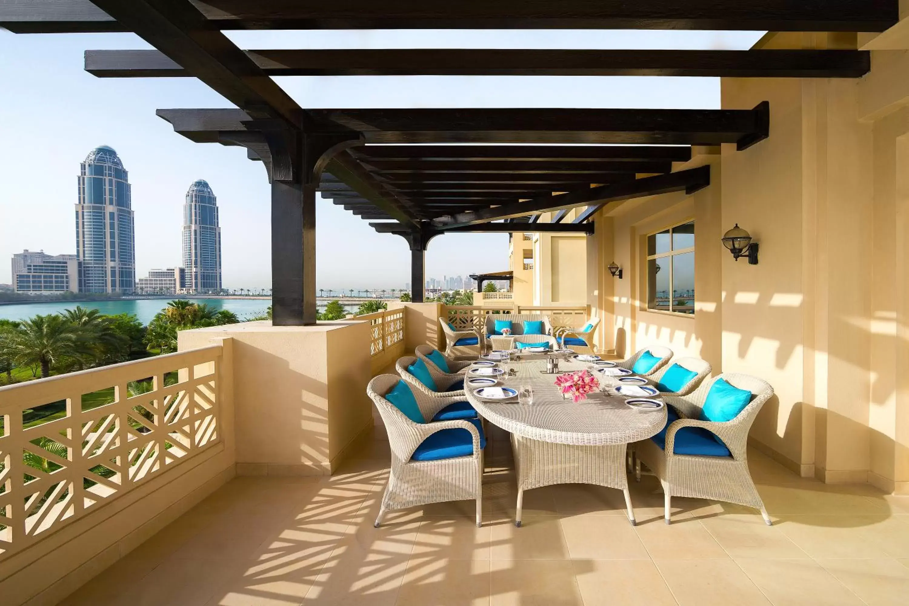 Balcony/Terrace, Restaurant/Places to Eat in Grand Hyatt Doha Hotel & Villas