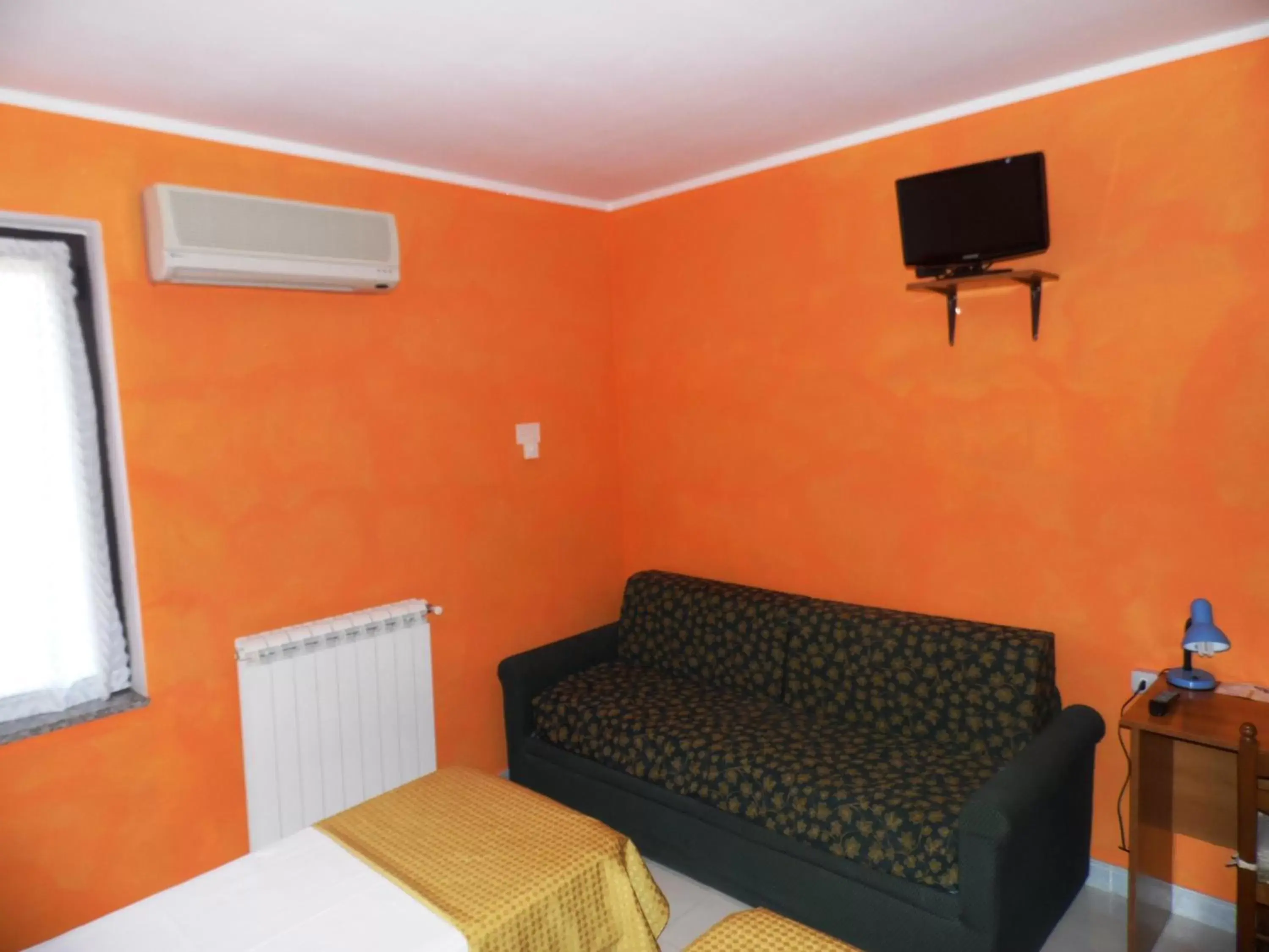 Single Room - single occupancy in Hotel Rosso Di Sera