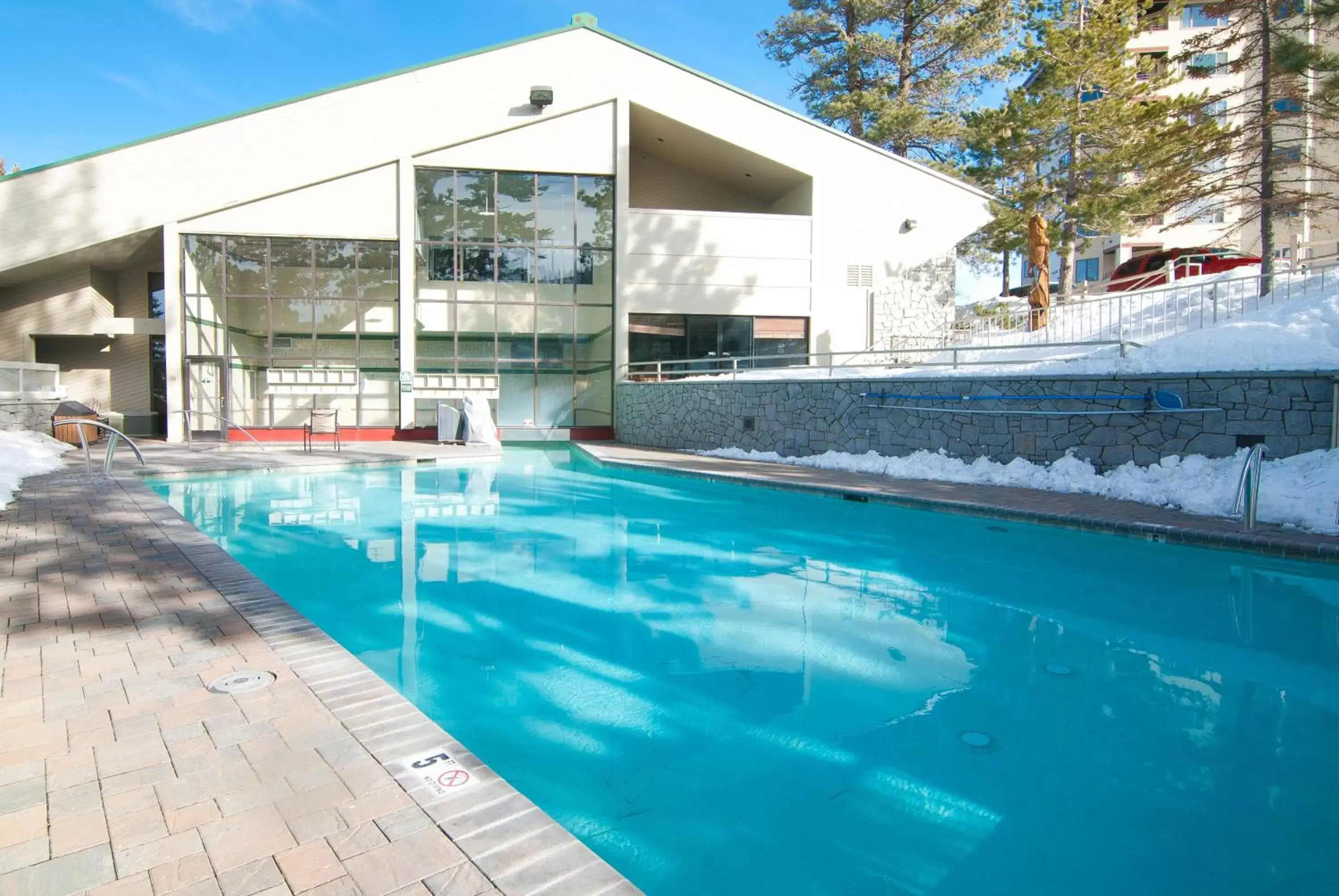 Swimming pool, Property Building in The Ridge Sierra