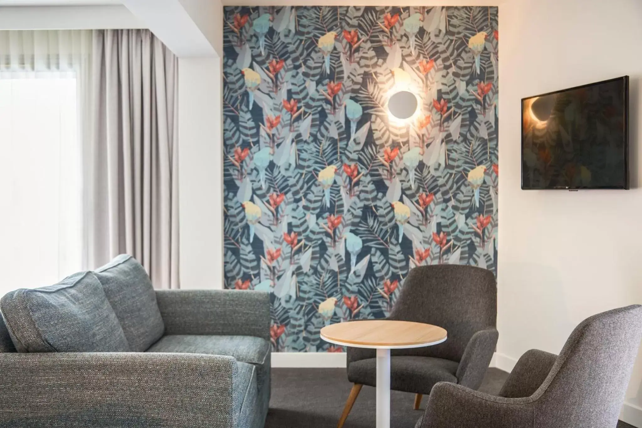 Bedroom, Seating Area in Holiday Inn Perpignan, an IHG Hotel