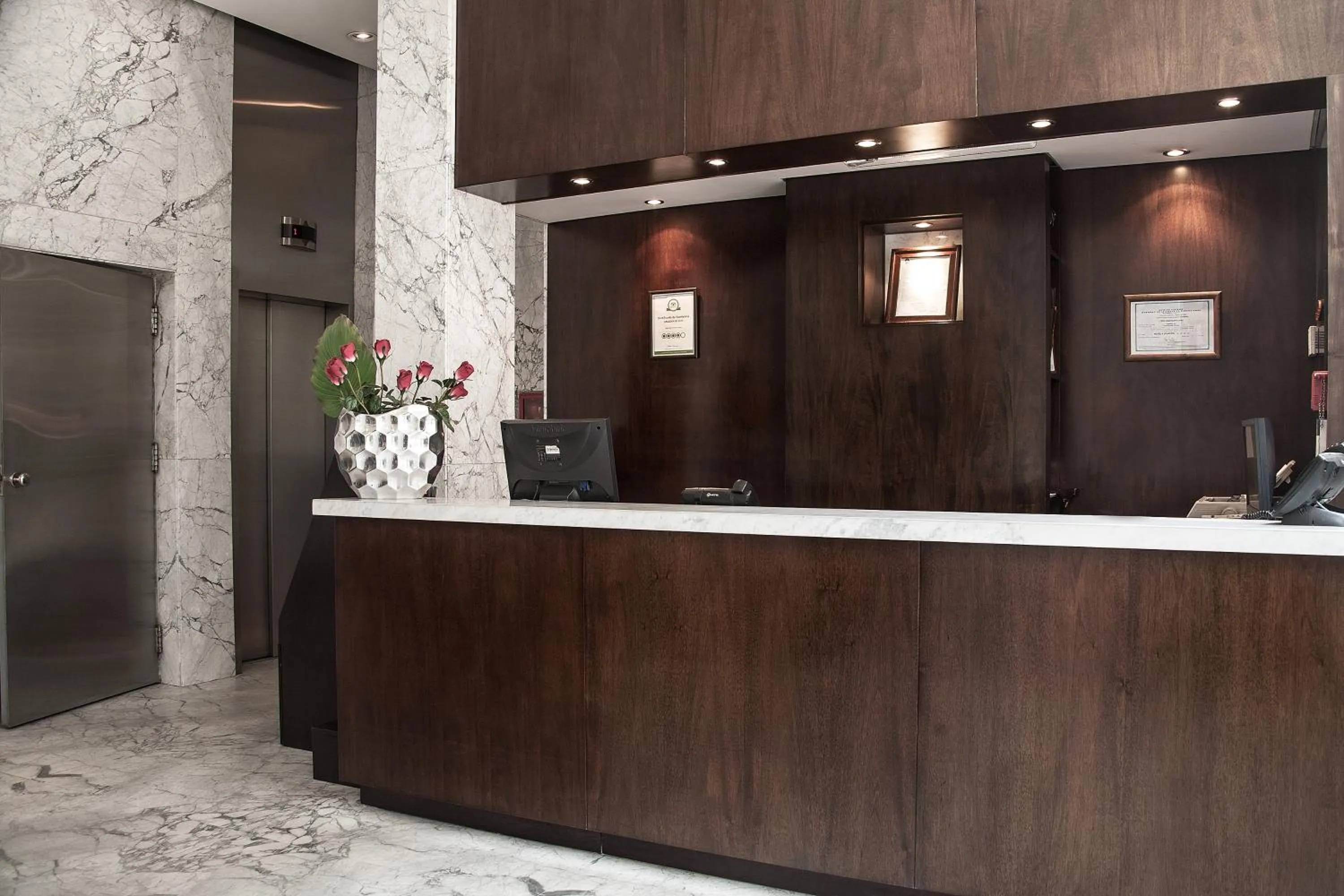 Lobby or reception in HR Luxor Hotel Buenos Aires
