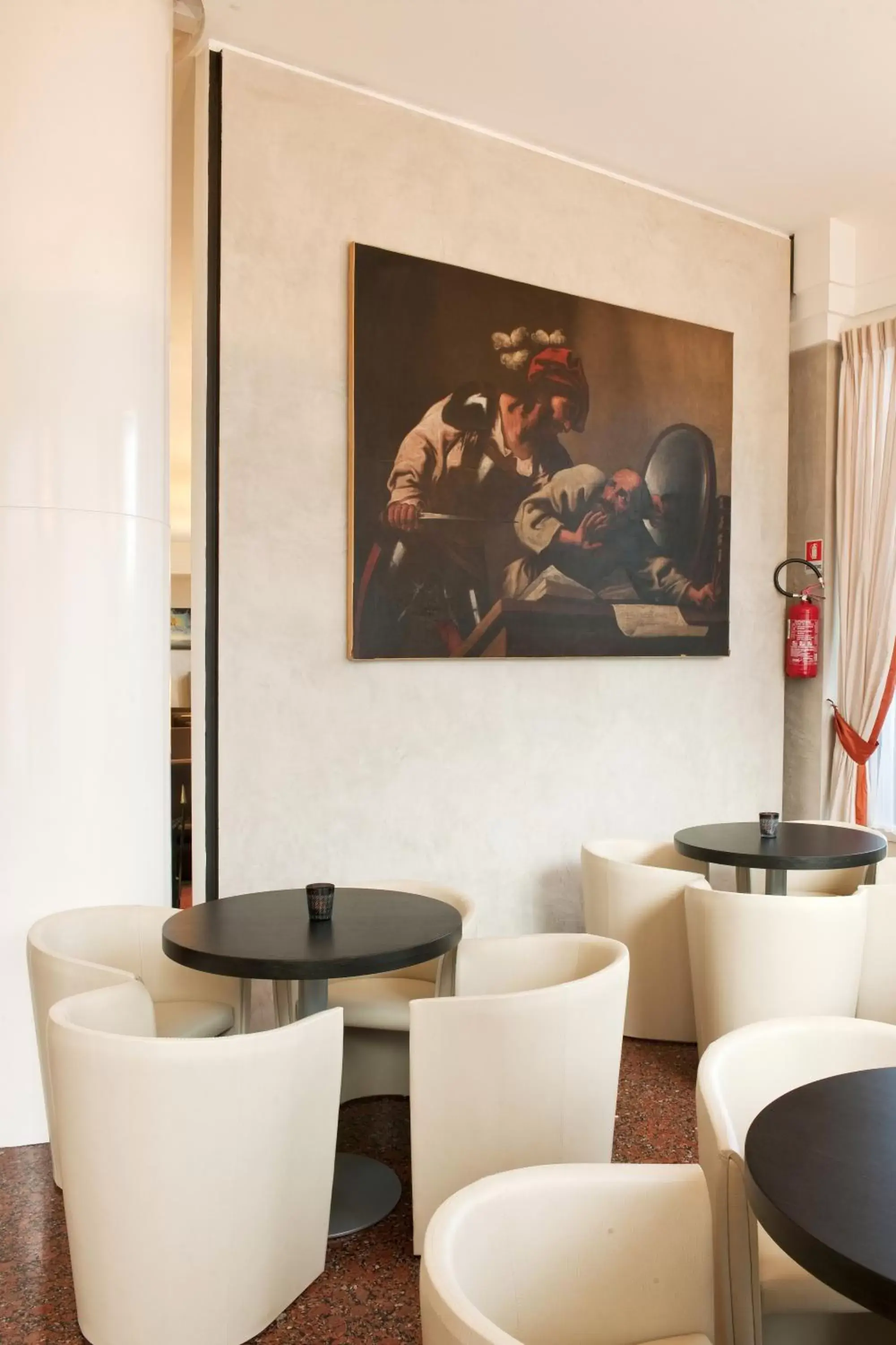 Communal lounge/ TV room in Hotel San Pietro