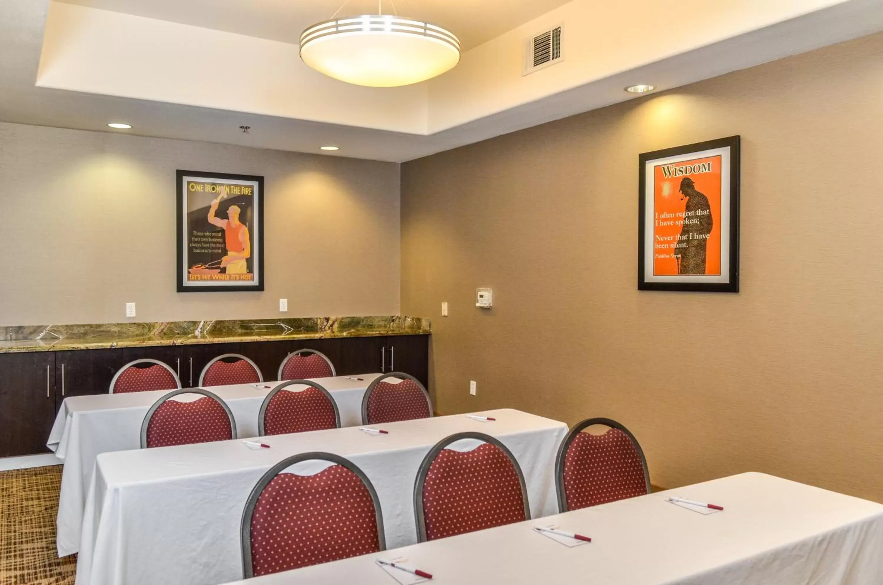 Meeting/conference room, Business Area/Conference Room in Comfort Suites