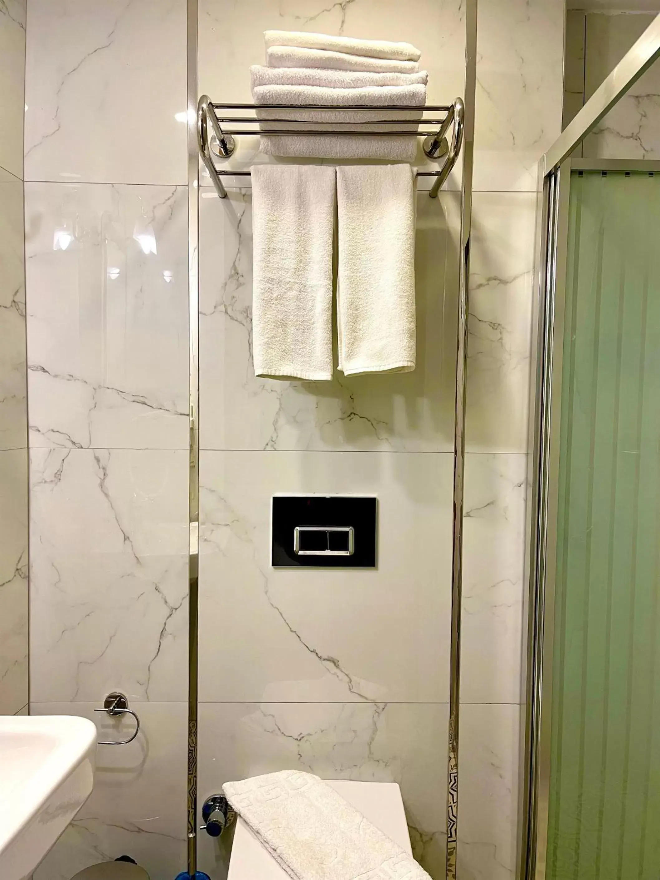 Shower, Bathroom in Zem Hotel