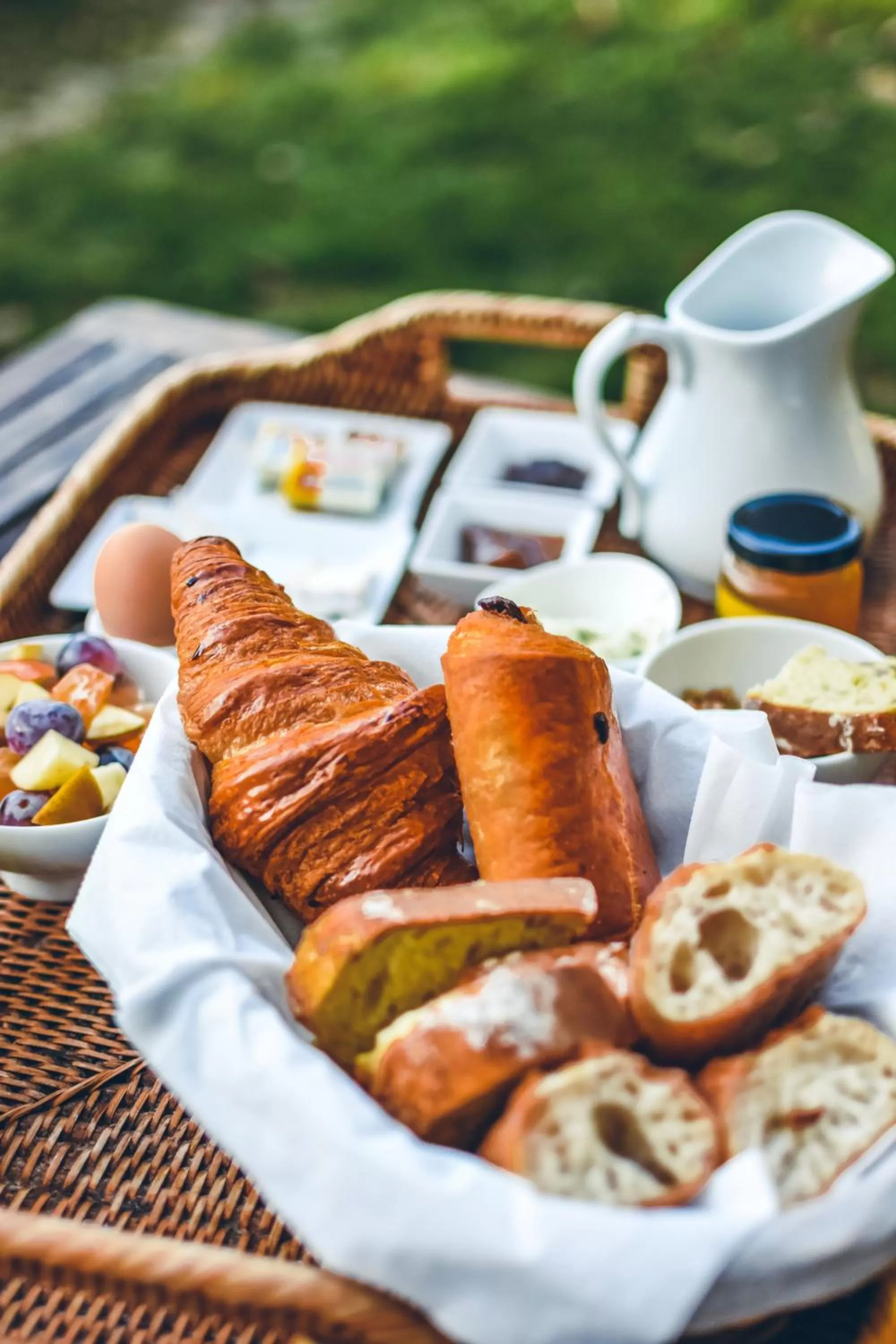 Breakfast in Château de Nazelles Amboise