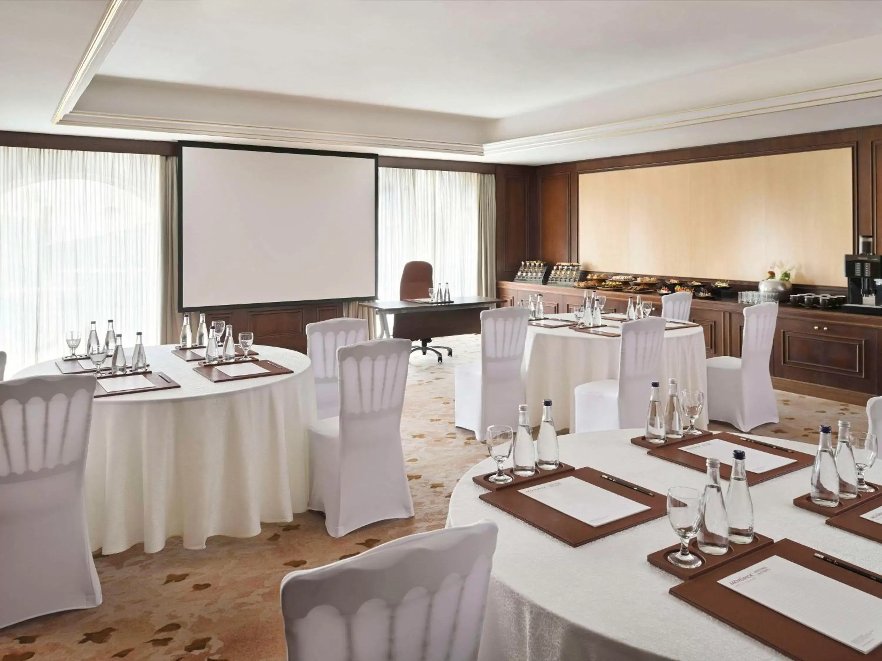 Meeting/conference room, Banquet Facilities in Mövenpick Hotel City Star Jeddah