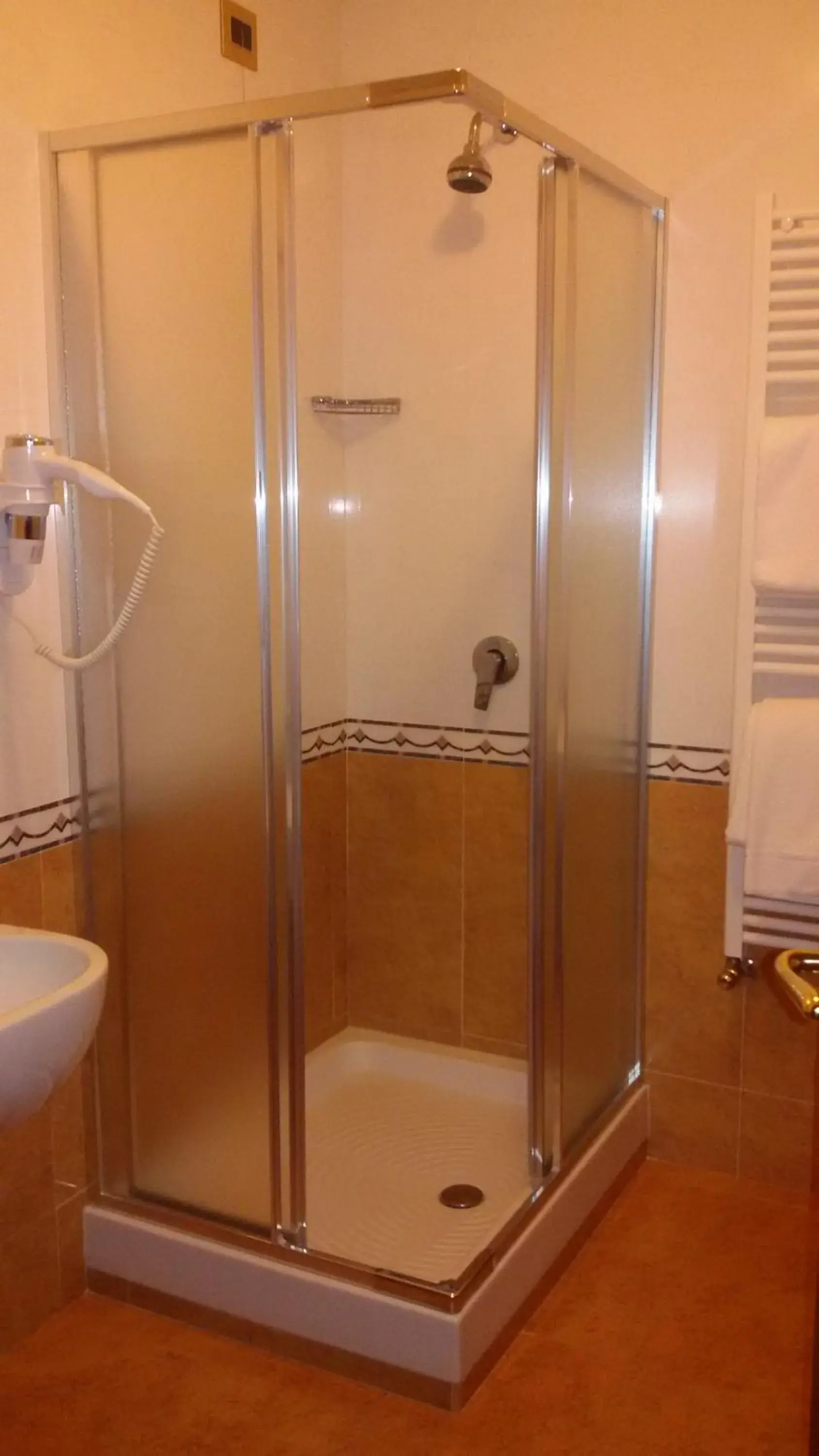 Bathroom in Hotel Lido - Beach and Palace