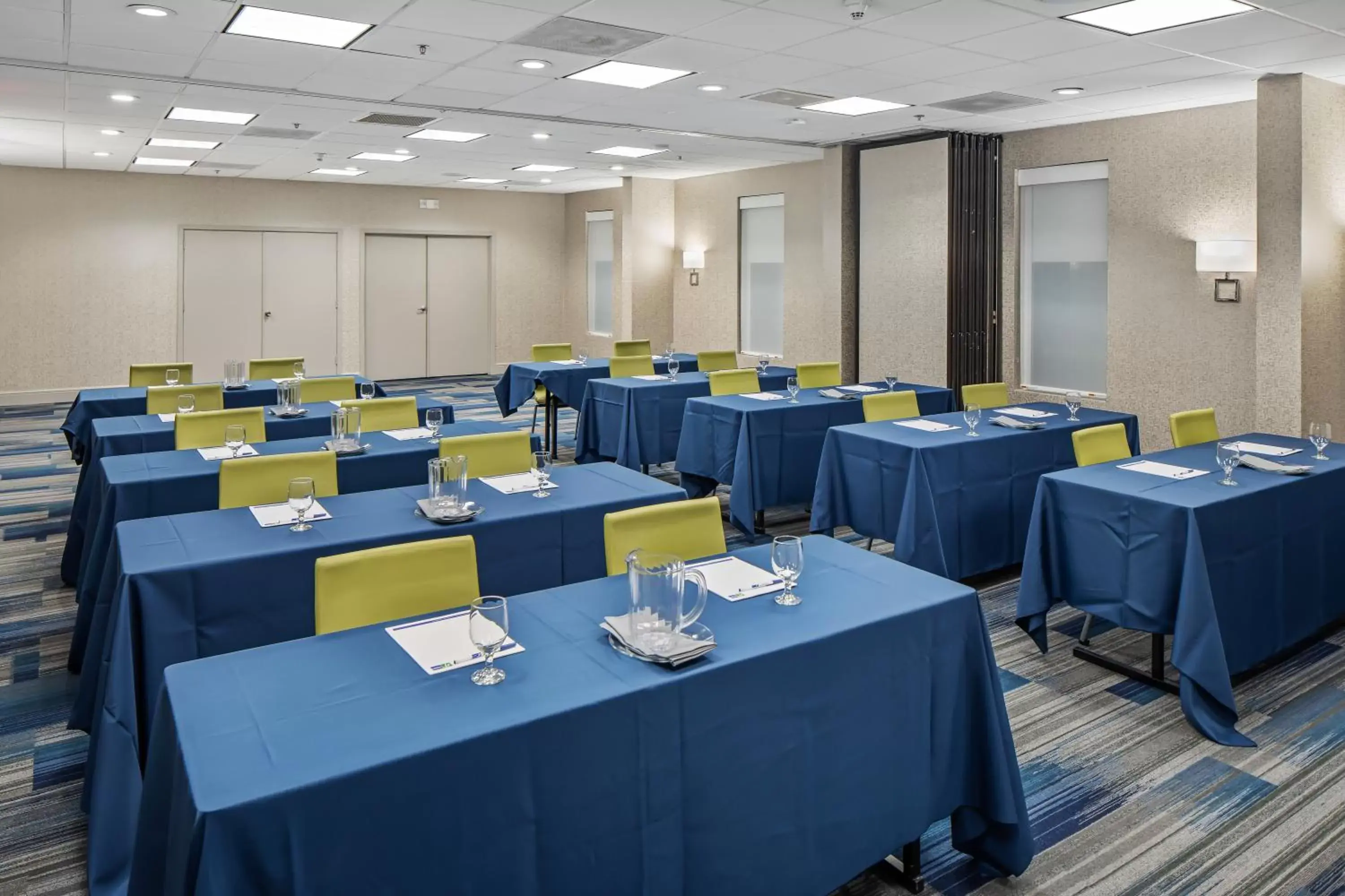 Banquet/Function facilities in Holiday Inn Express Atlanta Airport-College Park, an IHG Hotel