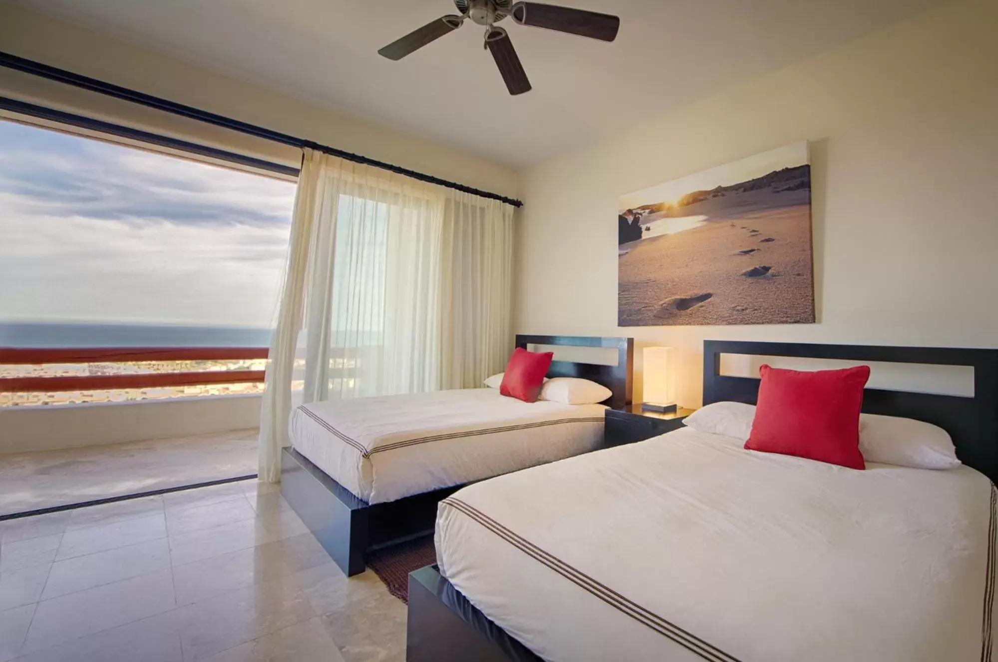 Day, Bed in Alegranza Luxury Resort - All Master Suite
