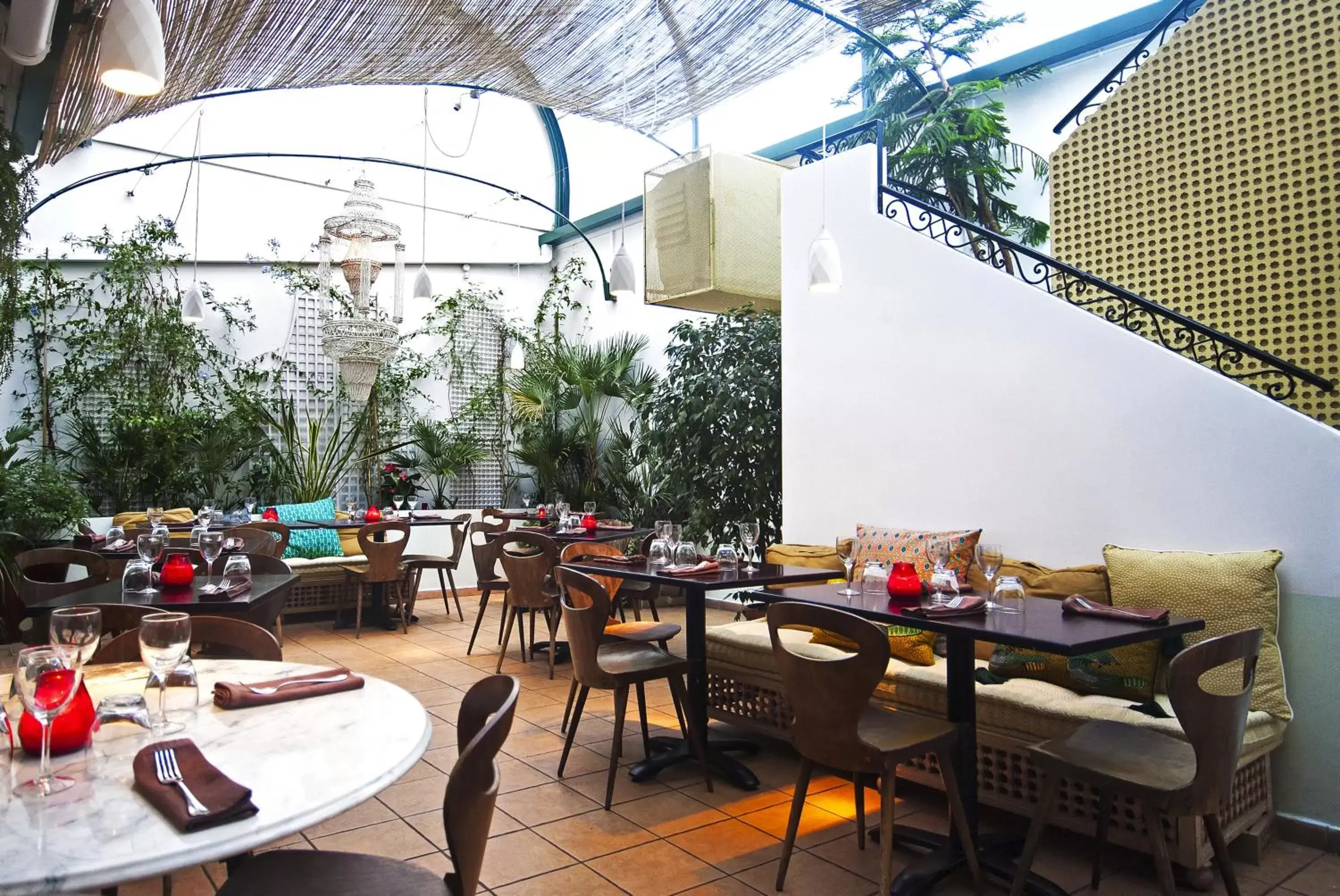 Restaurant/Places to Eat in Denfert-Montparnasse