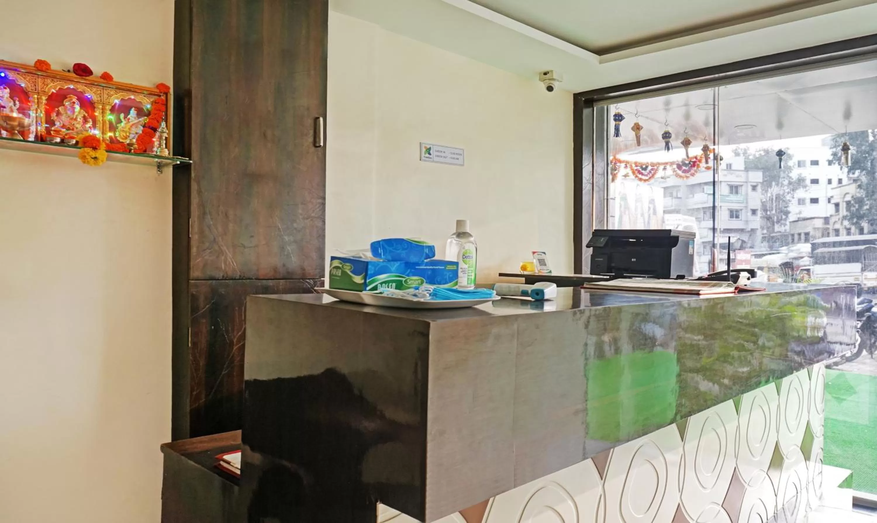 Lobby/Reception in Treebo Trend Chetan Executive Hadapsar Phursungi