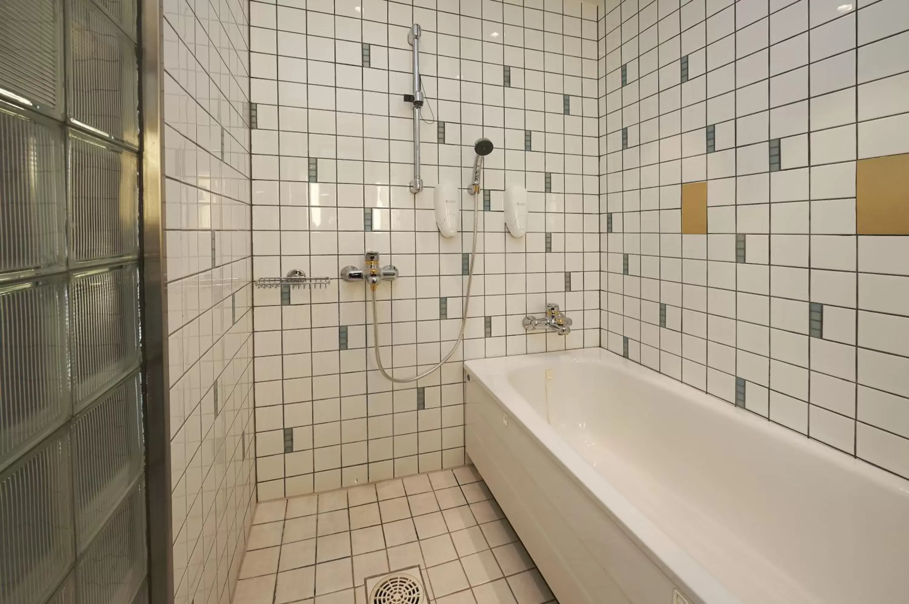 Bathroom in Holiday Inn Helsinki-Vantaa Airport, an IHG Hotel