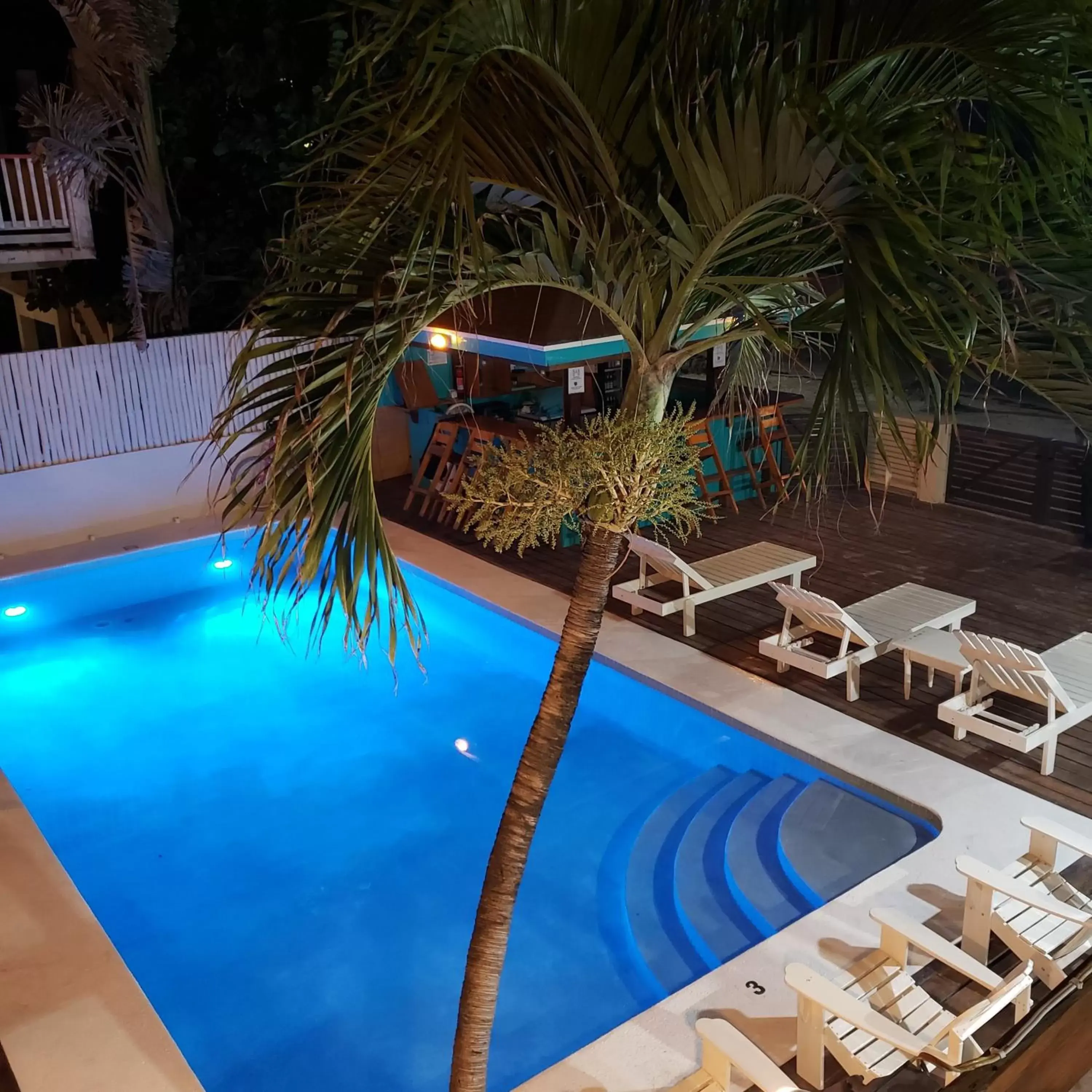 Pool view, Swimming Pool in Ocean Tide Beach Resort