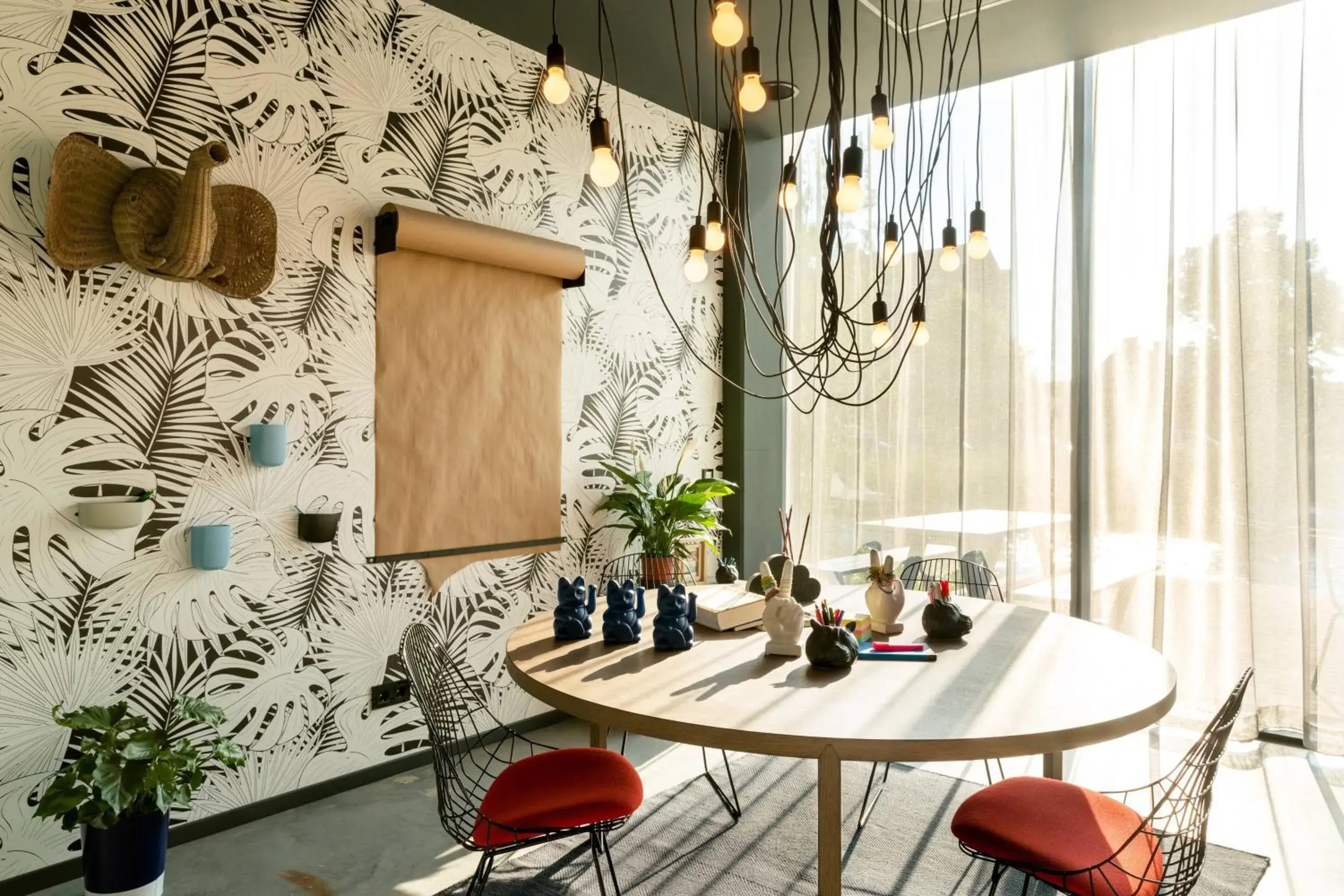 Meeting/conference room in Moxy Utrecht