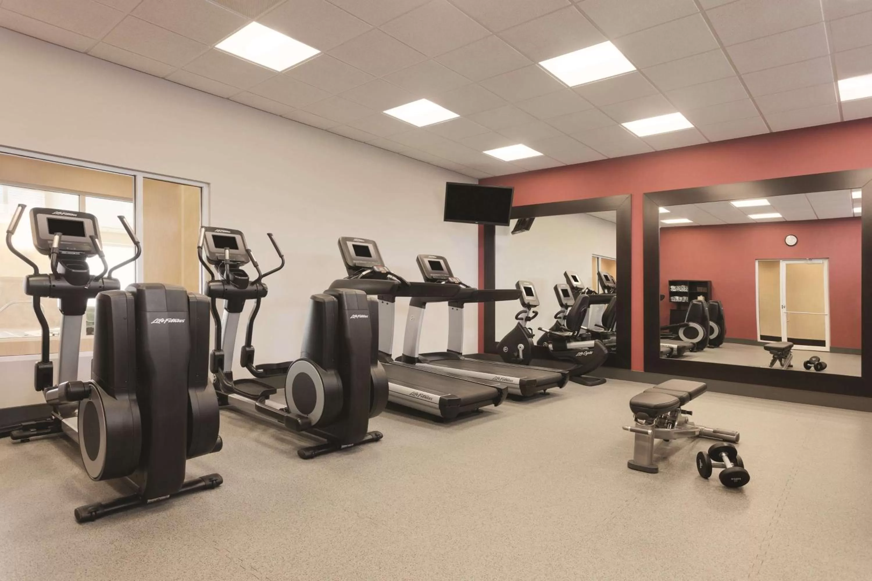 Fitness centre/facilities in Hilton Garden Inn Falls Church