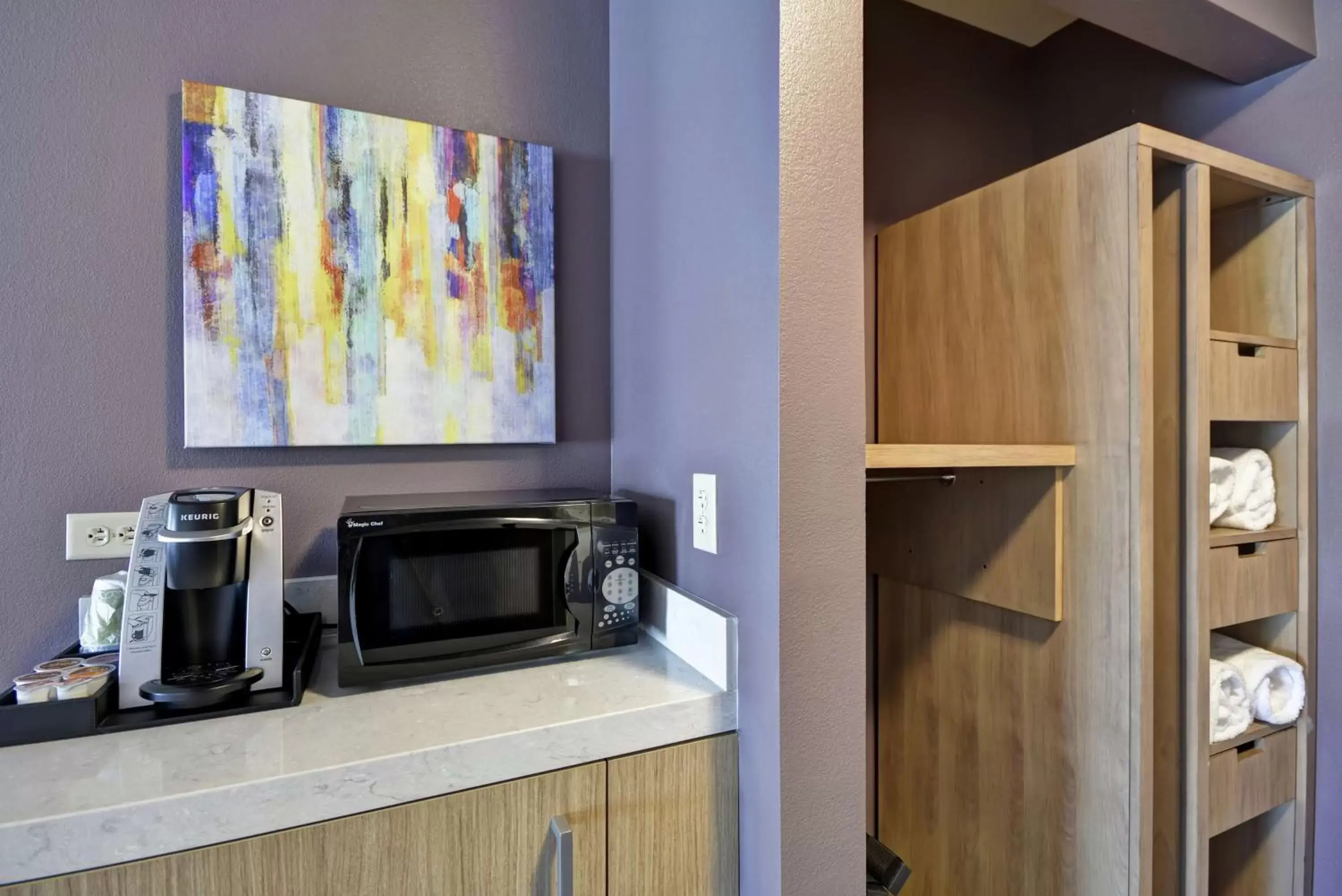 Photo of the whole room, Kitchen/Kitchenette in Hilton Garden Inn Panama City