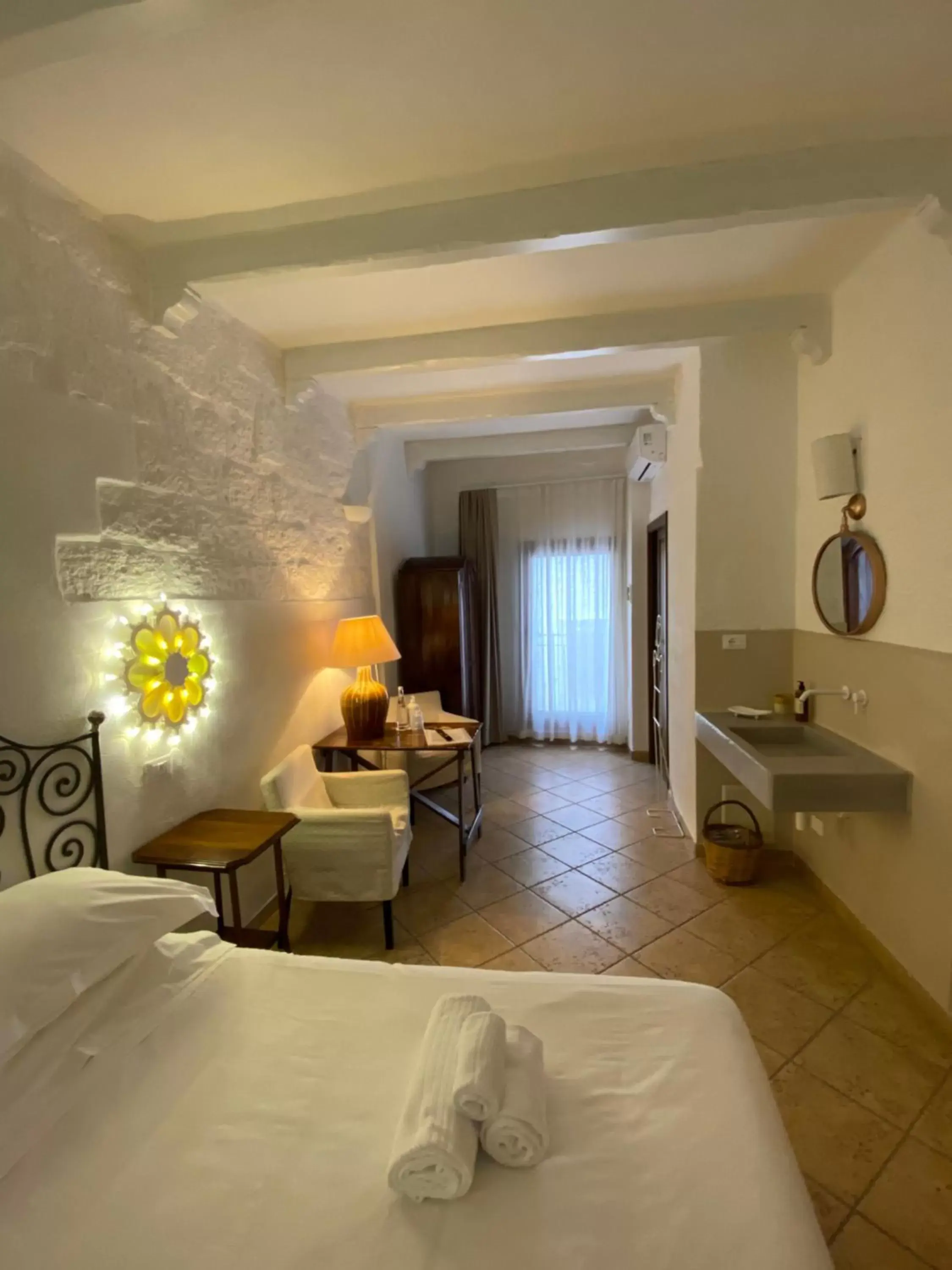 Bedroom in Santo Stefano Home & Breakfast