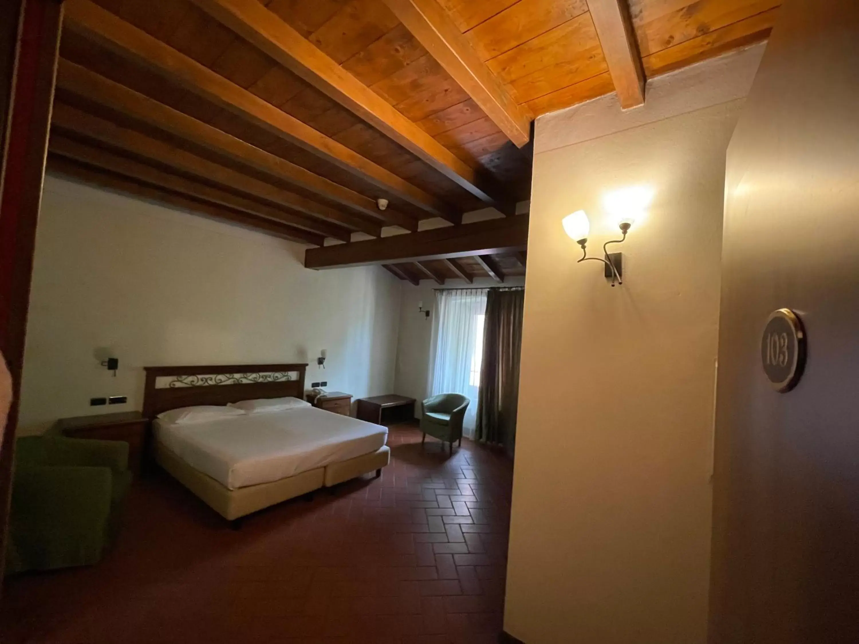 Bed in Bes Hotel Bergamo La Muratella
