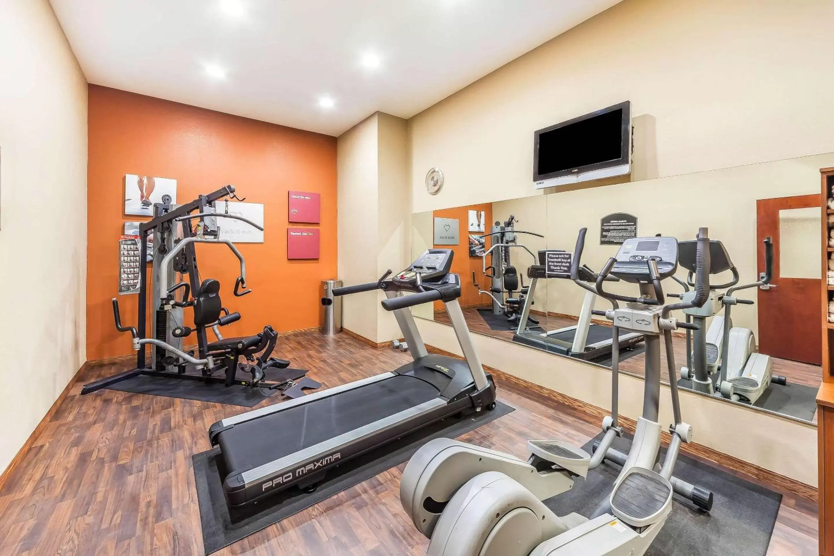 Fitness centre/facilities, Fitness Center/Facilities in Comfort Suites Yukon - SW Oklahoma City