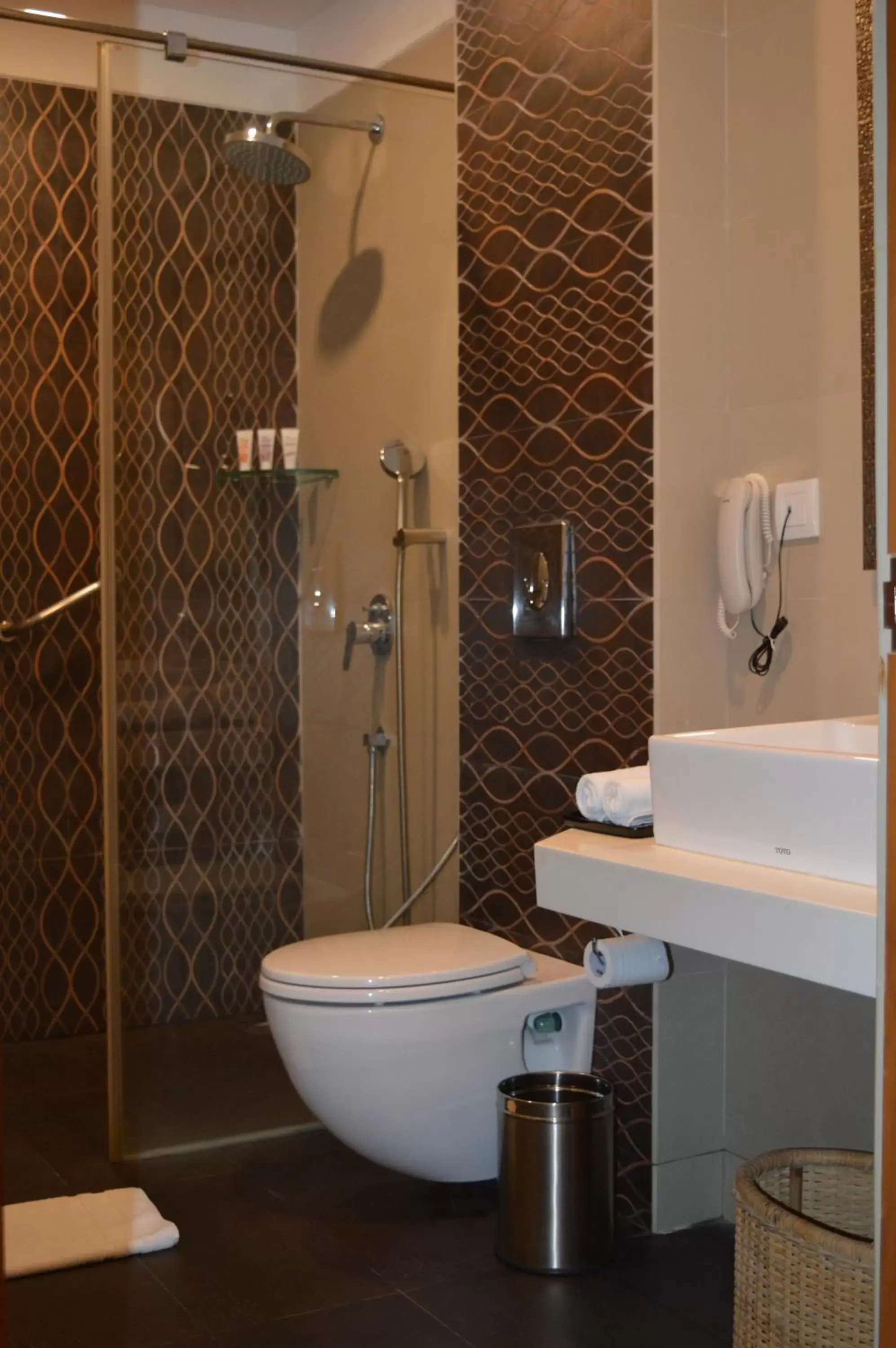Bathroom in Welcomhotel by ITC Hotels, Kences Palm Beach, Mamallapuram