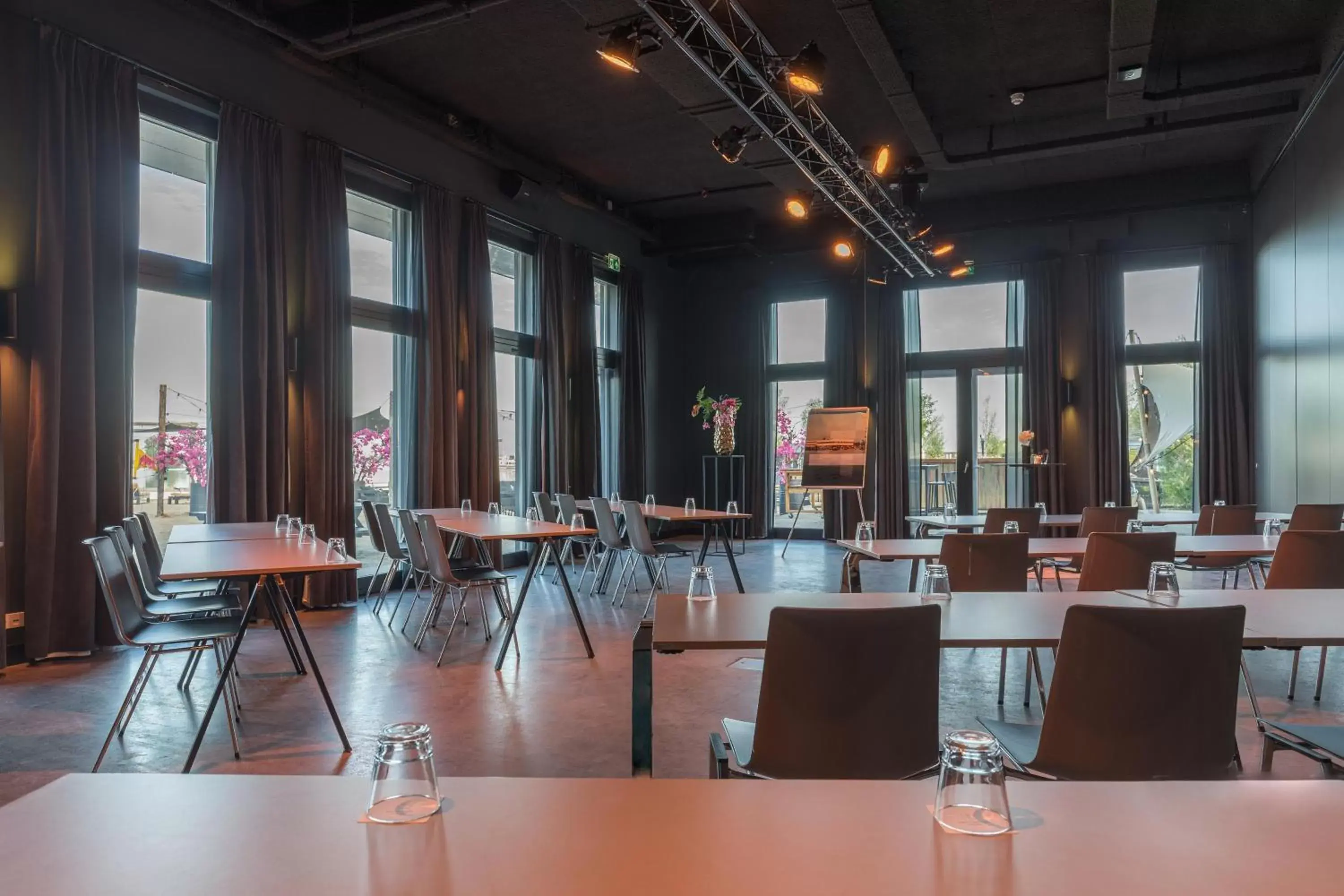 Meeting/conference room in Leonardo Hotel Vinkeveen Amsterdam