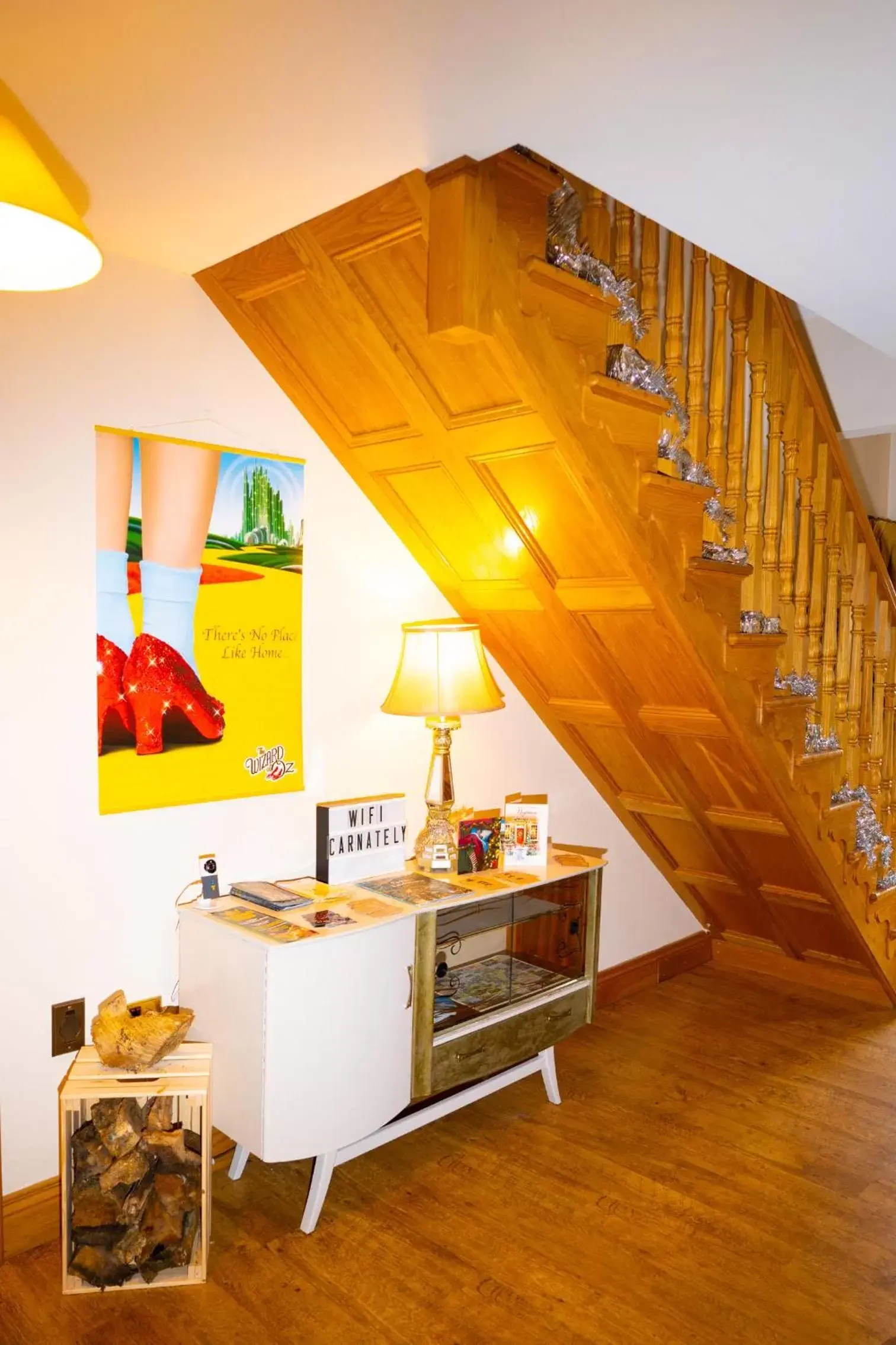 Lobby or reception, Kitchen/Kitchenette in Carnately Lodge