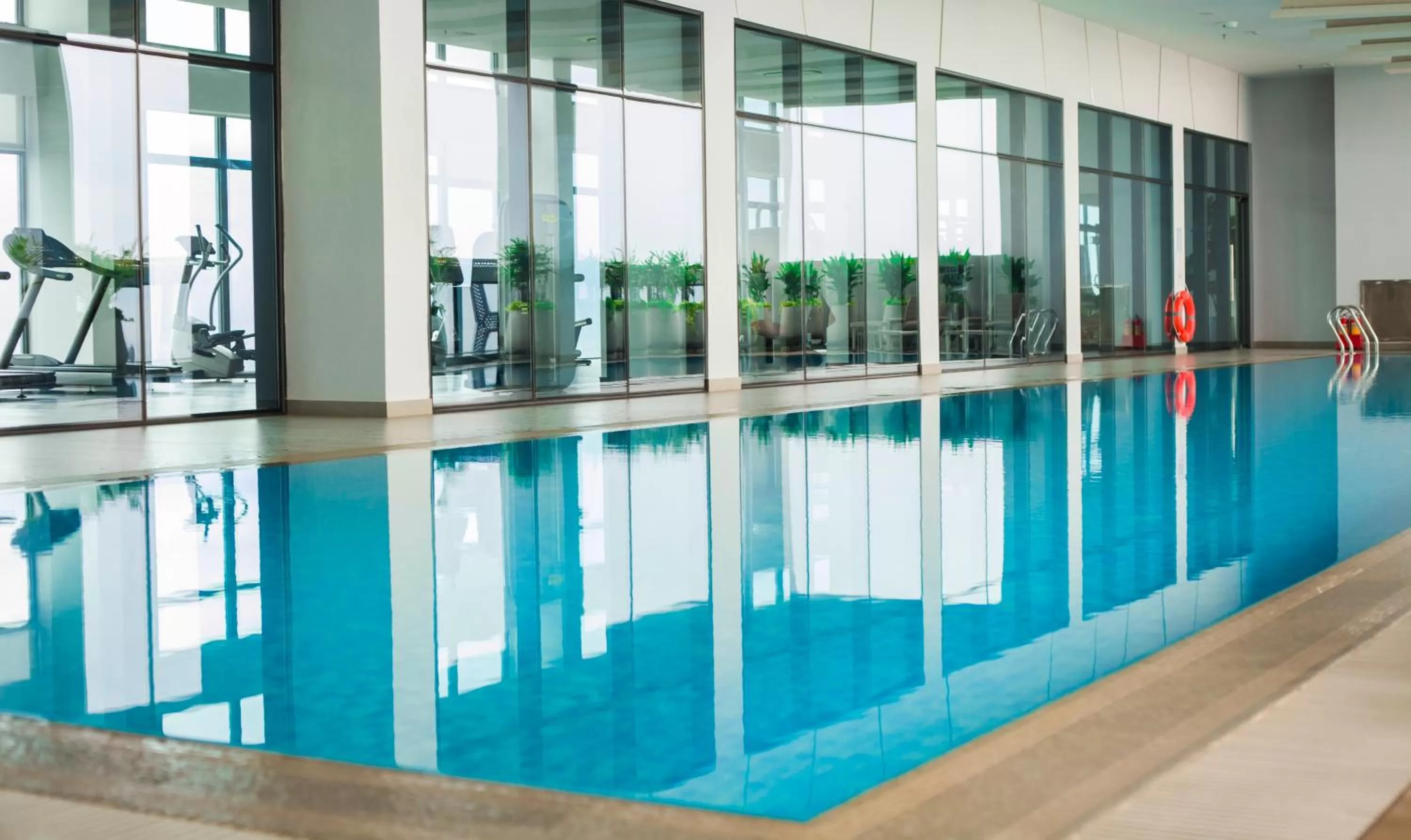 Pool view in The Snowbell Hotel