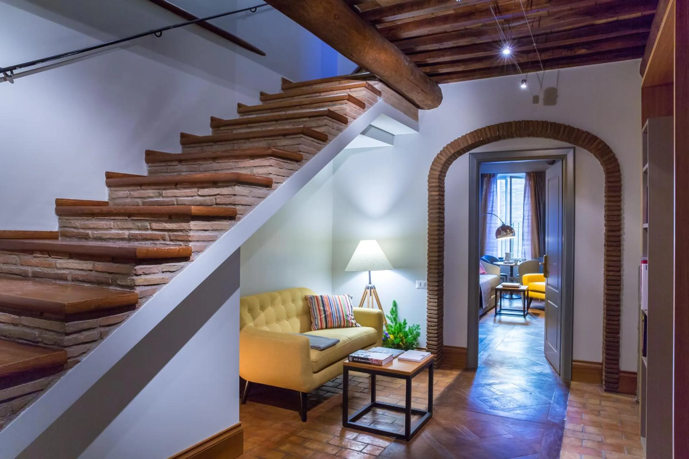 Library in Grand Master Suites