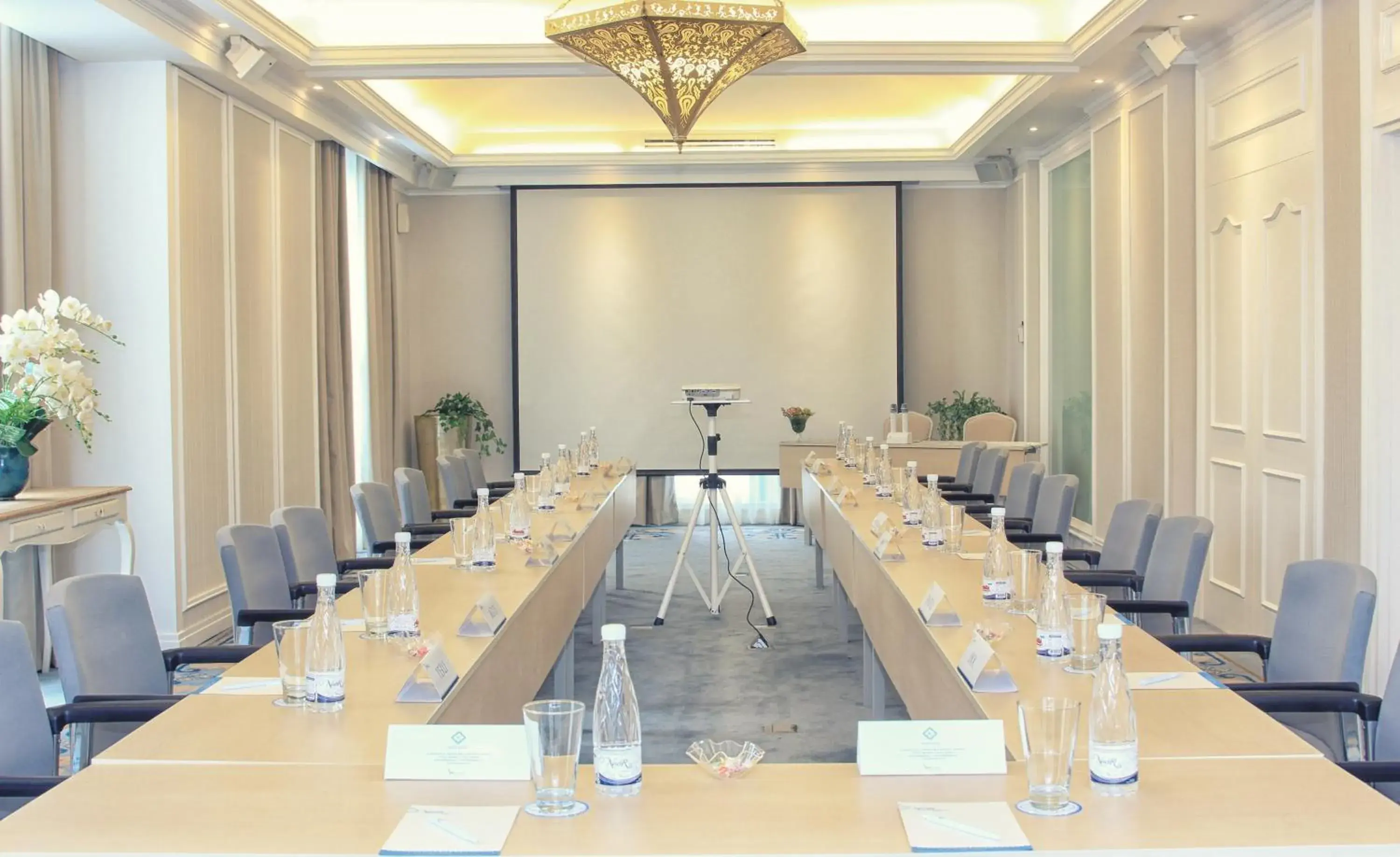 Meeting/conference room in Noor Hotel