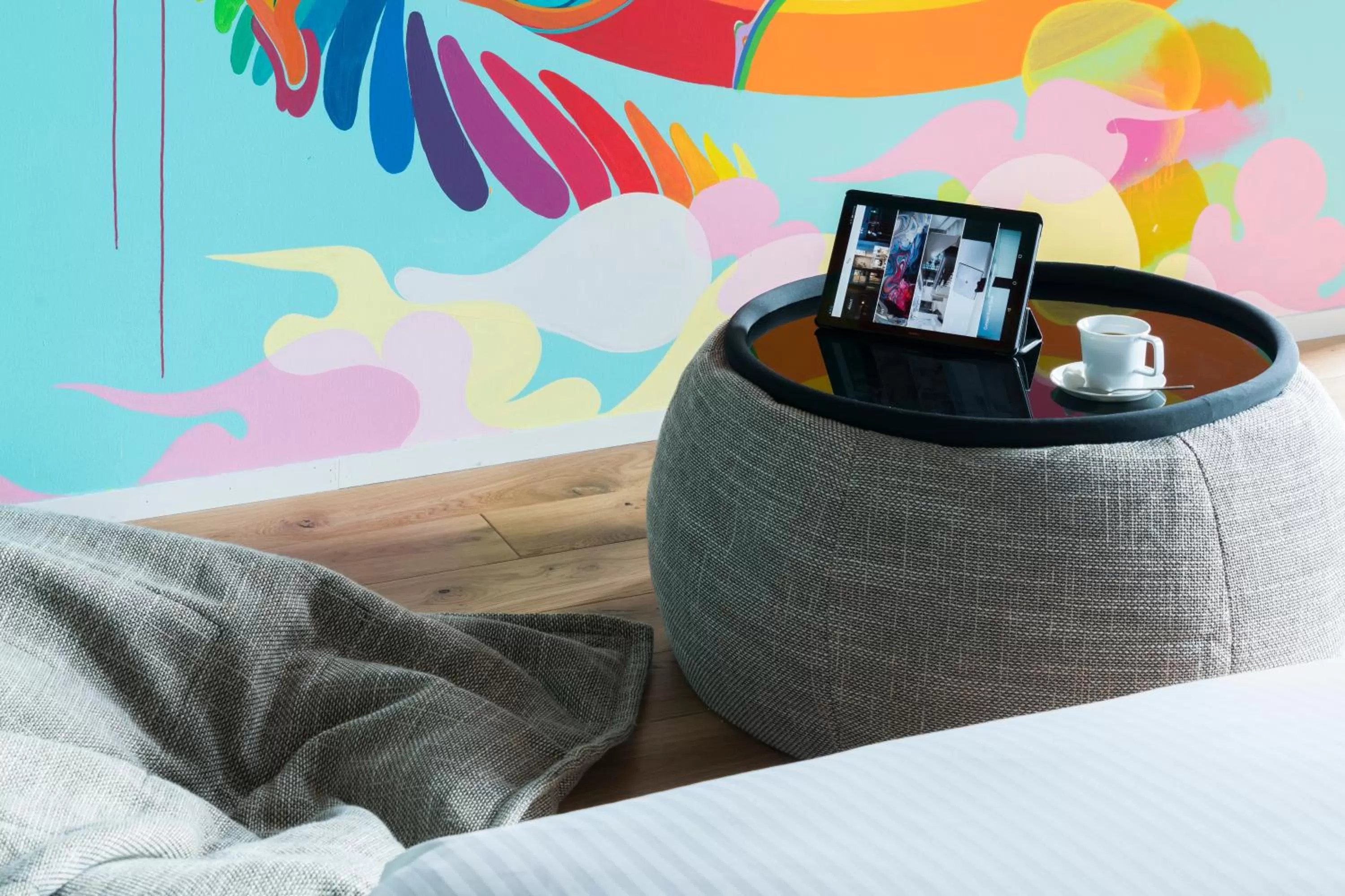 Photo of the whole room, Bed in BnA Alter Museum