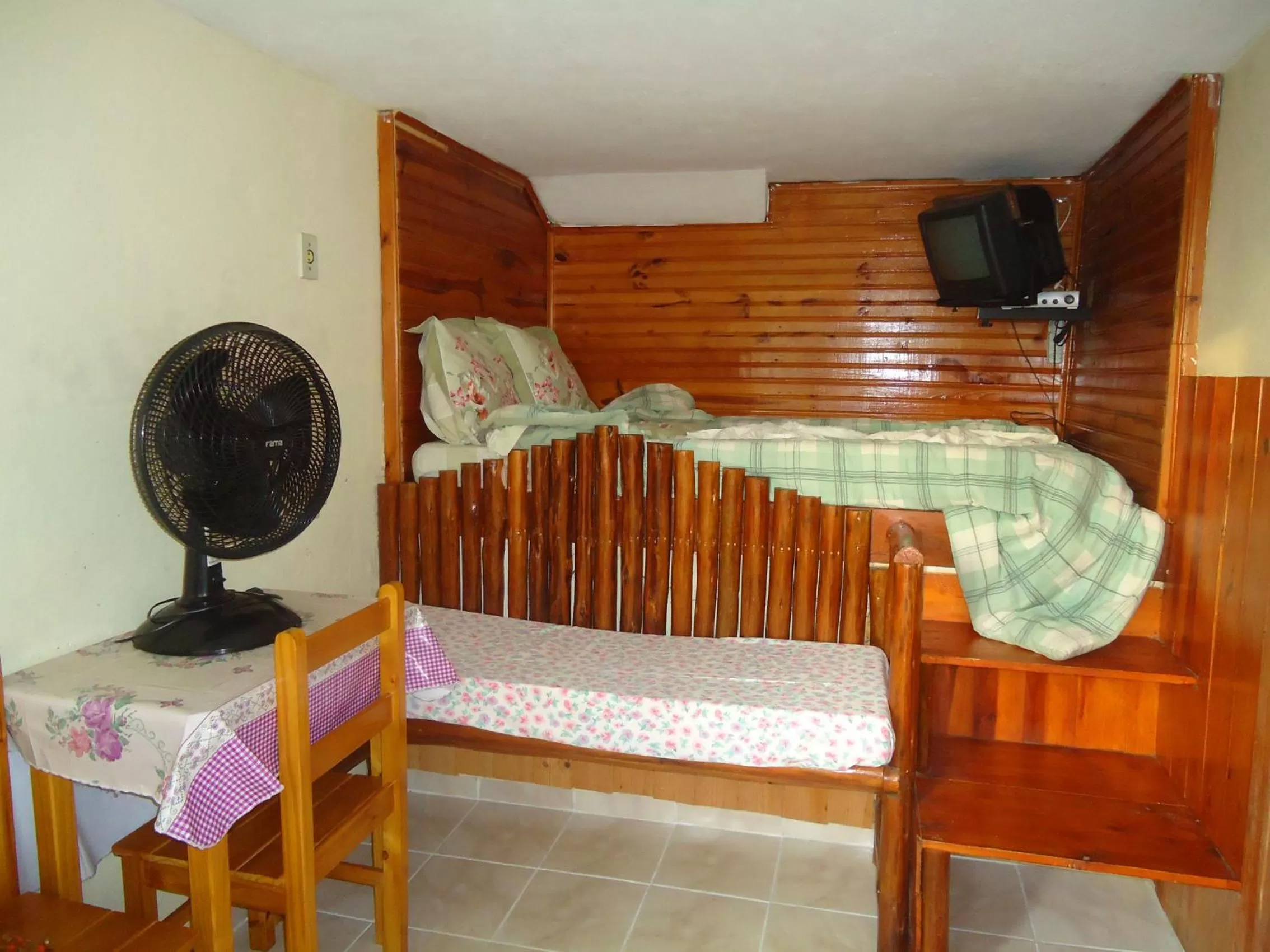 Economy Double Room in Pousada Reino Encantado - São Thomé das Letras - Minas Gerais