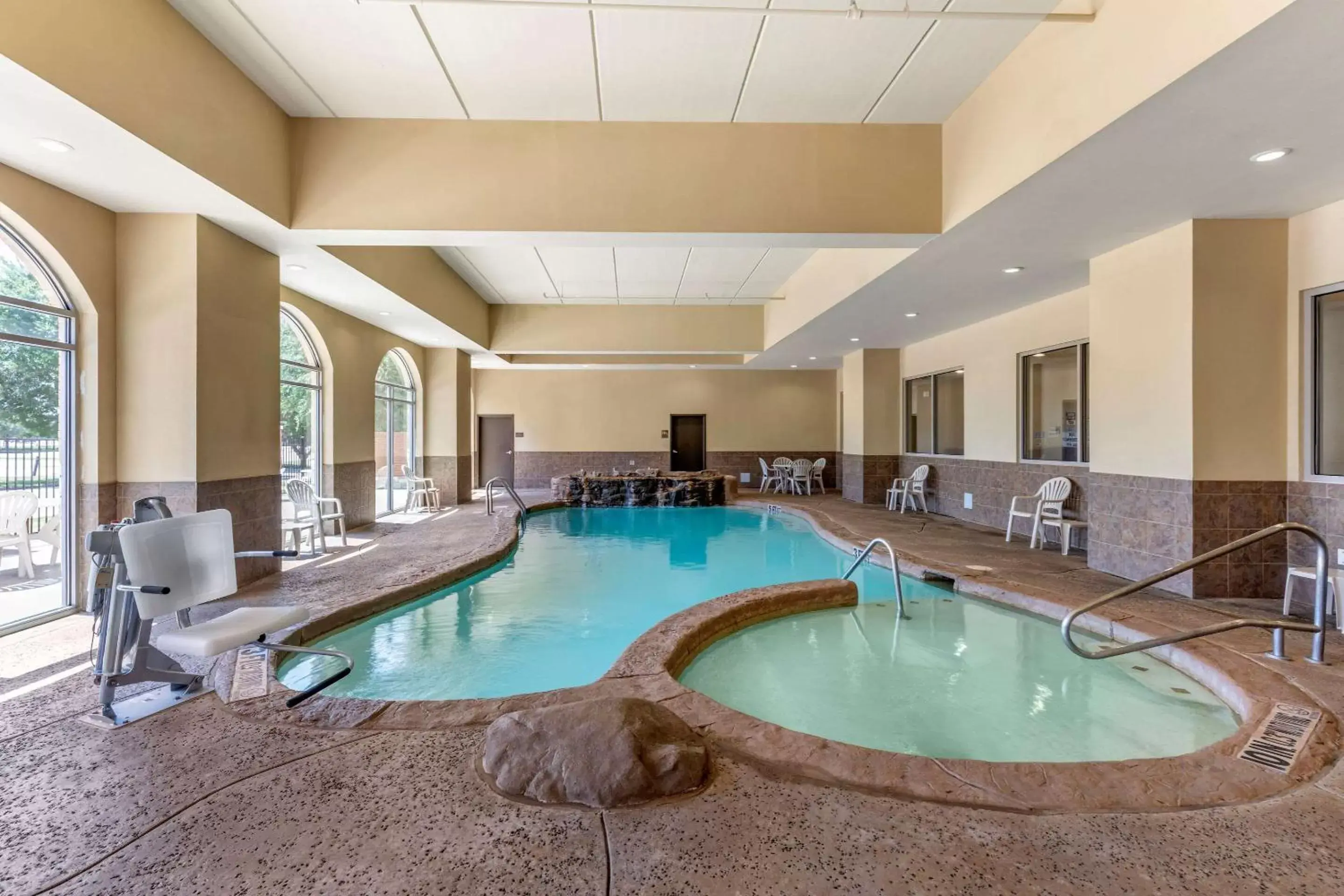 On site, Swimming Pool in Comfort Suites Frisco