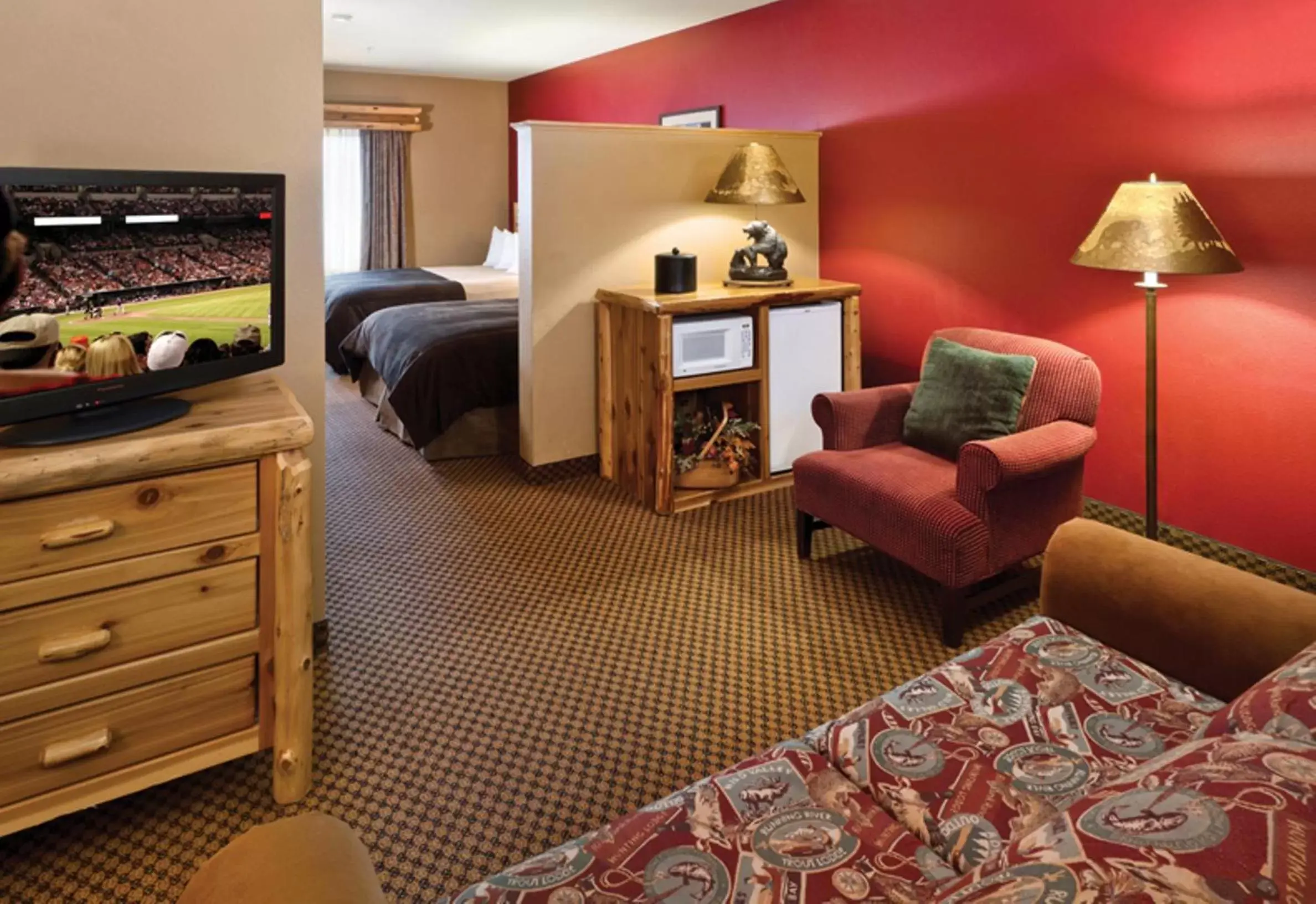 Photo of the whole room, Seating Area in Arrowwood Lodge at Brainerd Lakes