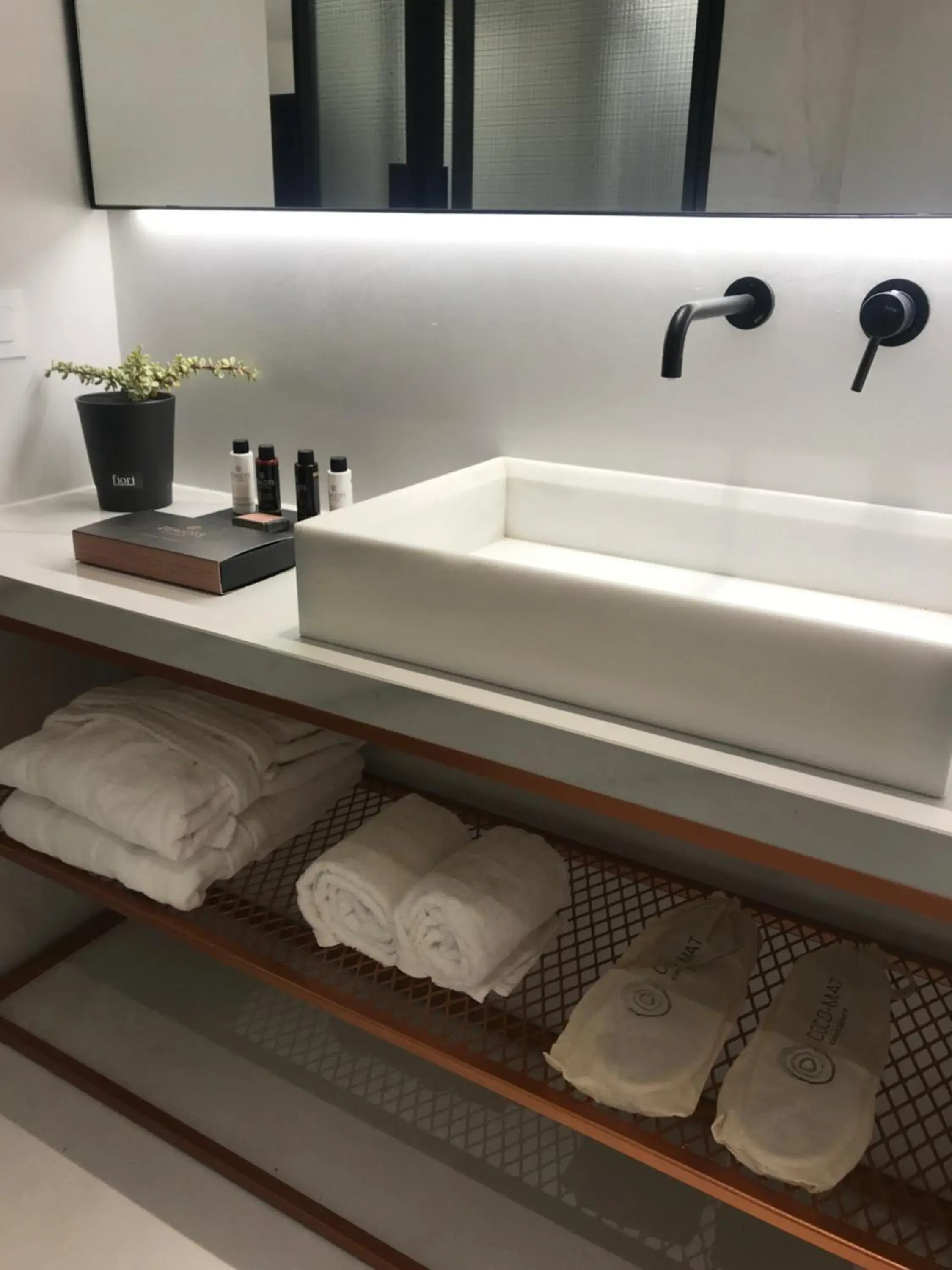 Bathroom in Niki Athens Hotel