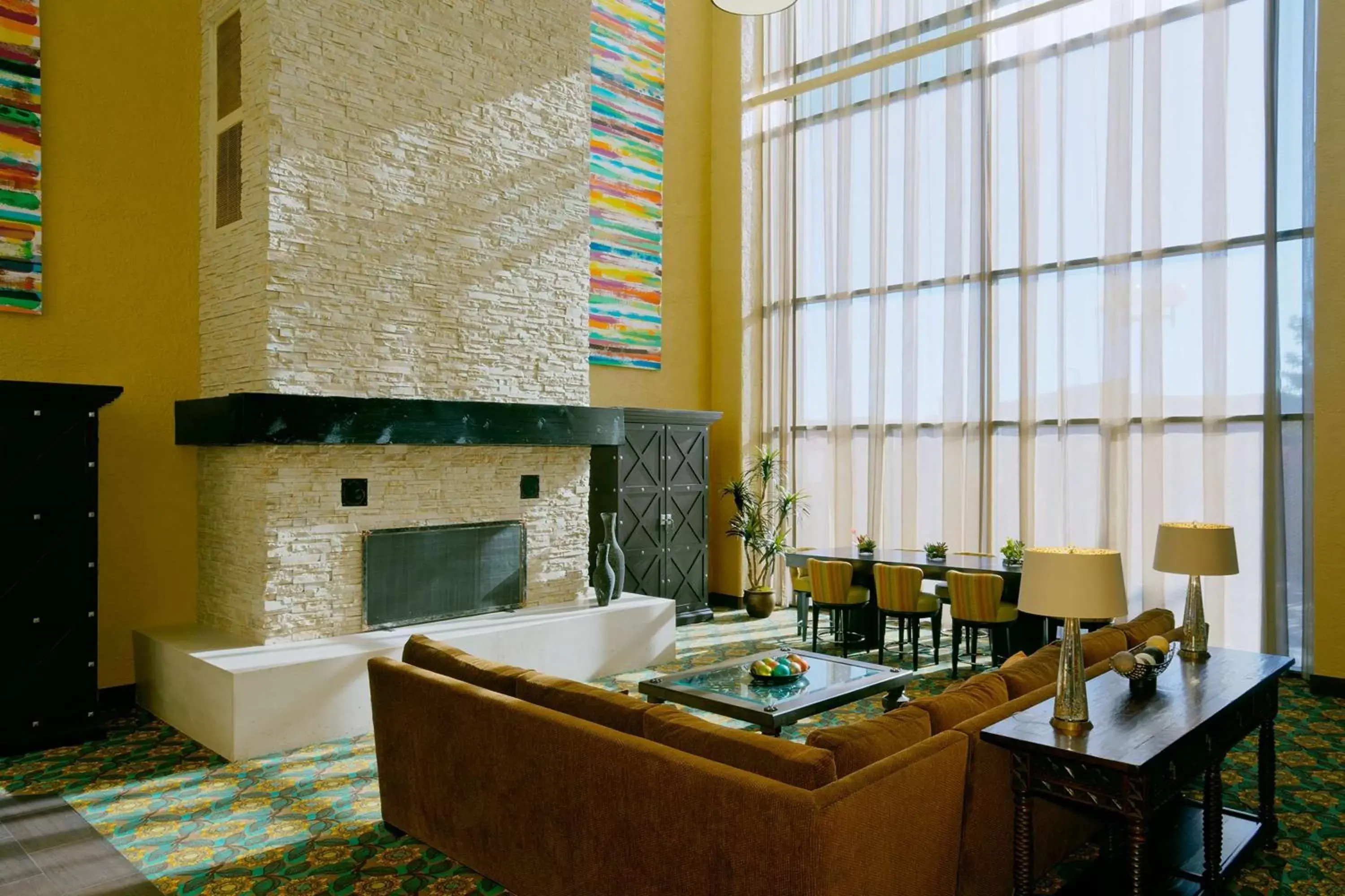 Lobby or reception in DoubleTree by Hilton Santa Fe