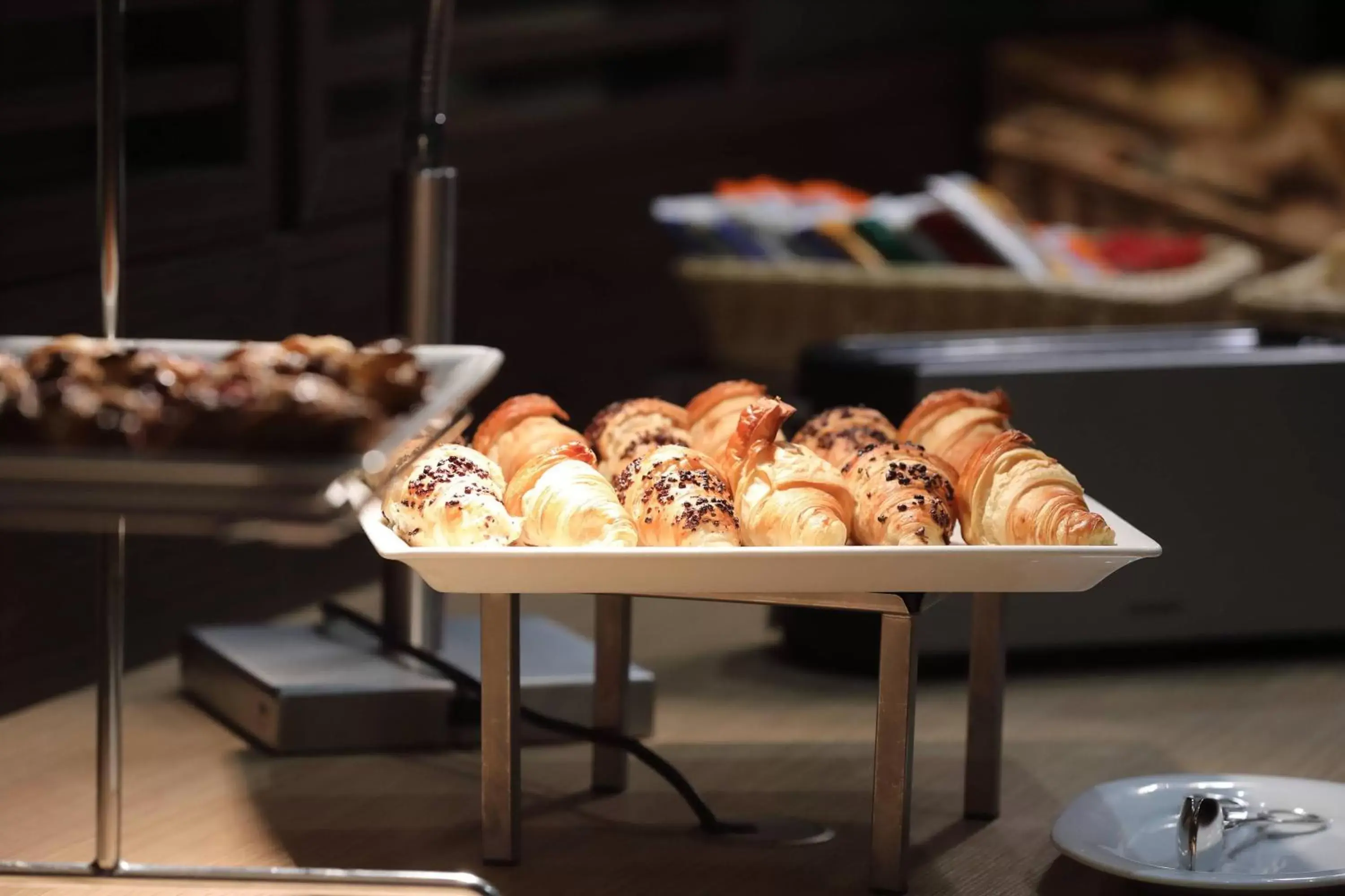 Breakfast, Food in Courtyard by Marriott Wiesbaden-Nordenstadt