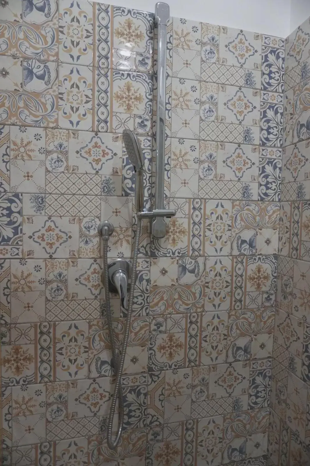 Shower, Bathroom in B&B porta Garibaldi