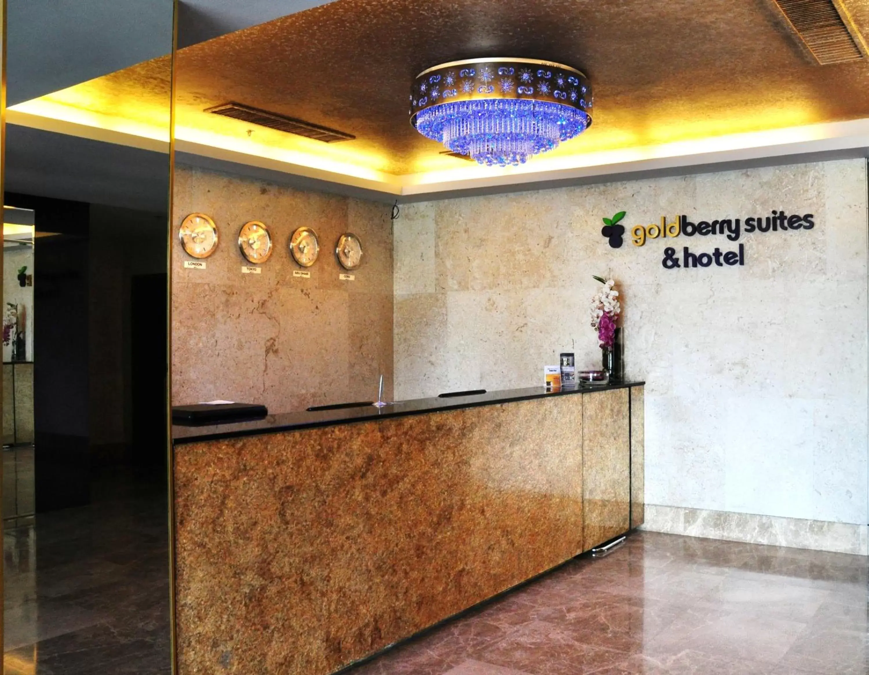 Lobby or reception, Lobby/Reception in Goldberry Suites and Hotel - Mactan