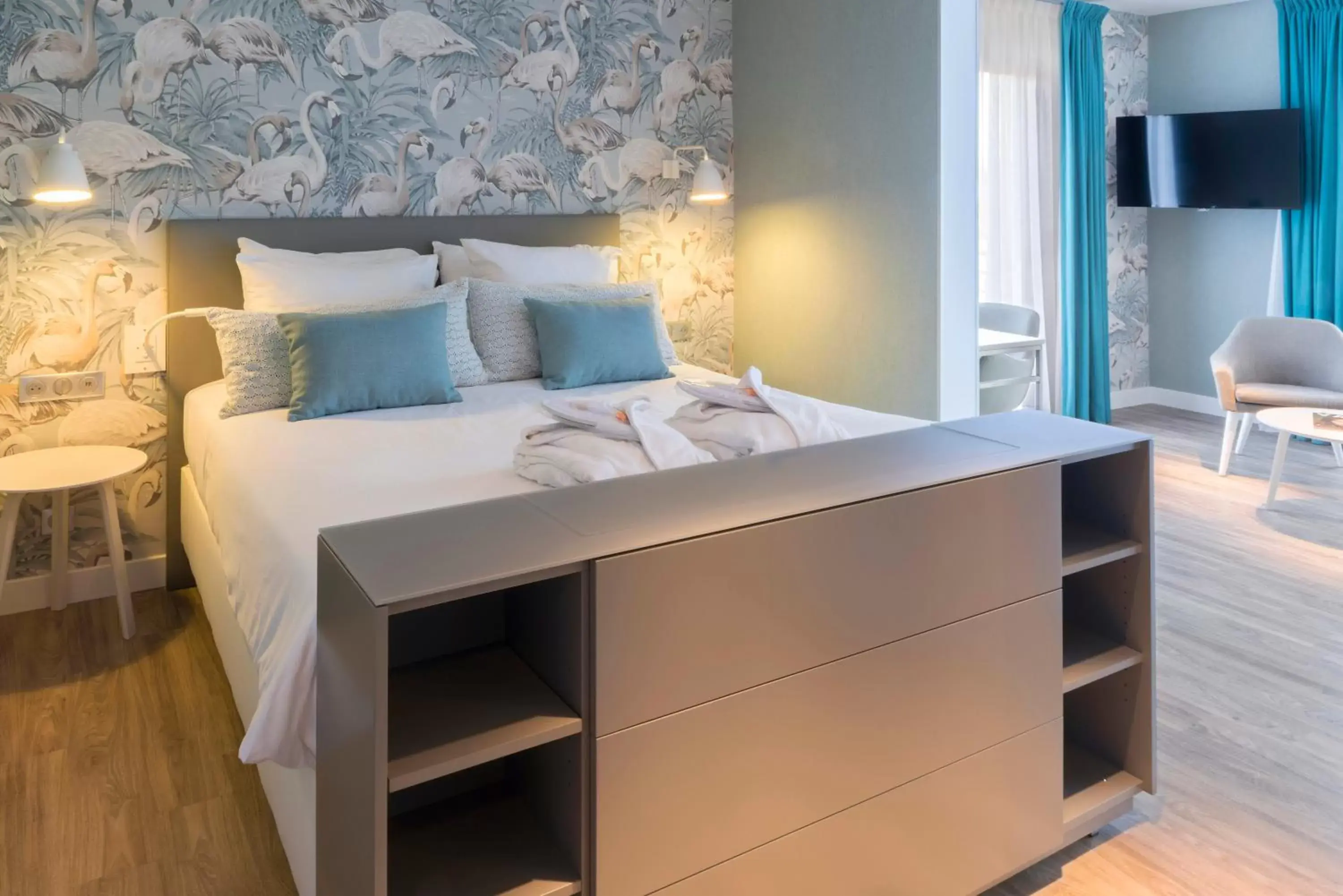 Bedroom, Bed in Van der Valk Hotel Saint-Aygulf Bedroom, Bed in Van der Valk Hotel Saint-Aygulf