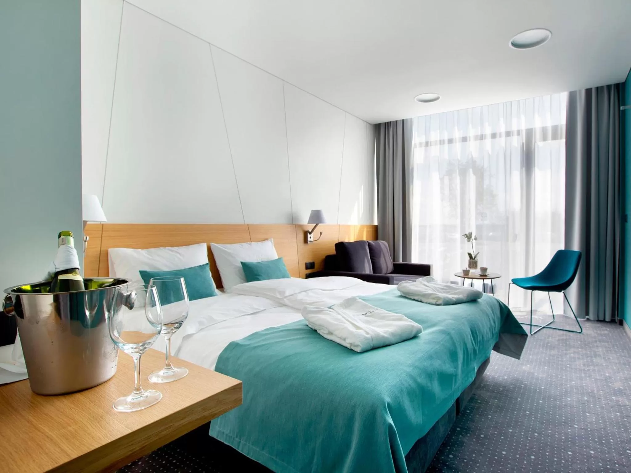 Photo of the whole room, Bed in Regatta Hotel Restauracja Spa