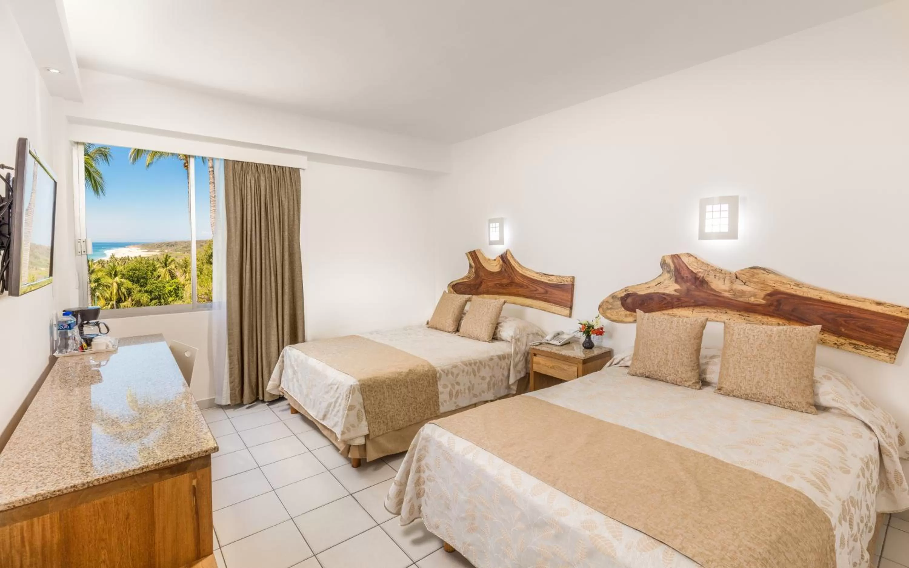 Bed in Posada Real Puerto Escondido