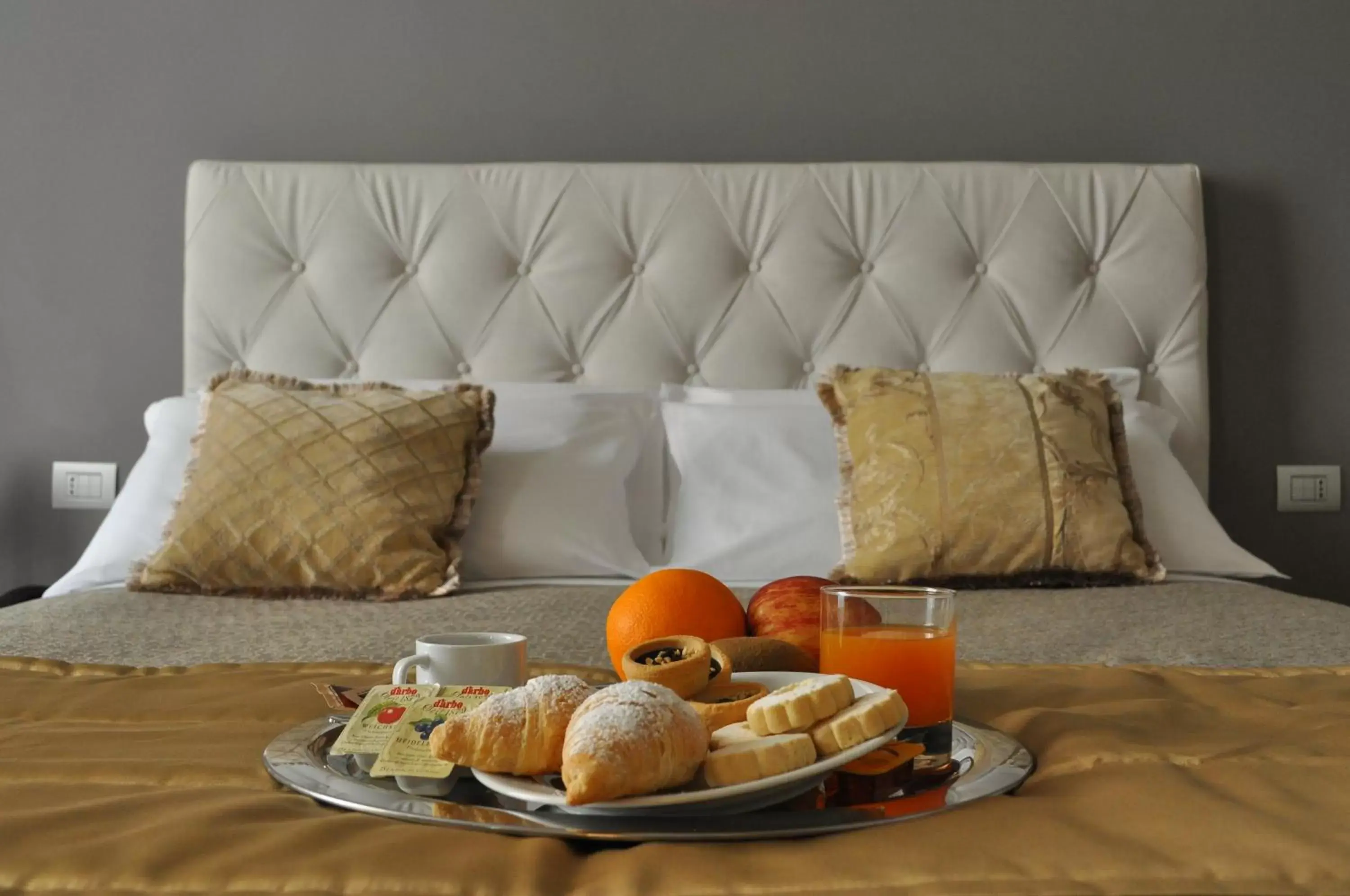 Decorative detail, Breakfast in HNN Luxury Suites
